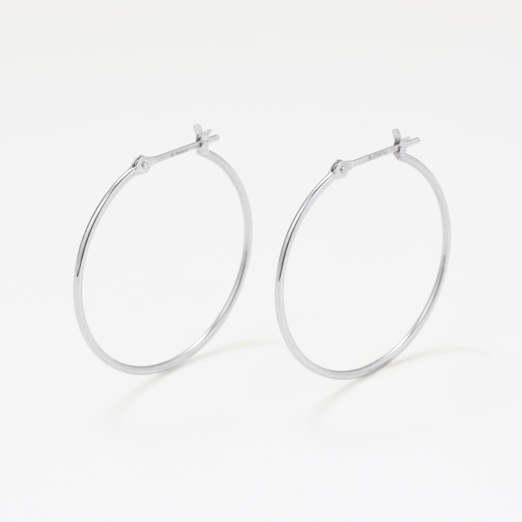 プラチナ フープ ピアス(25mm)