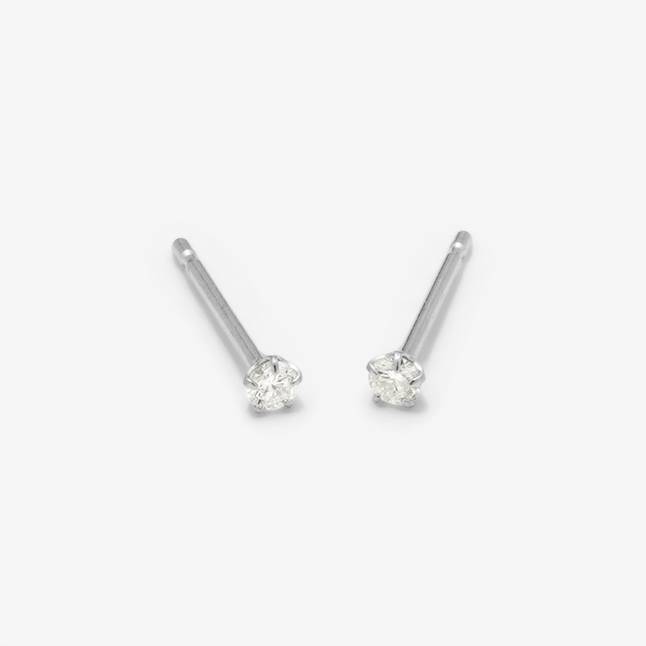 プラチナ ダイヤモンド ピアス