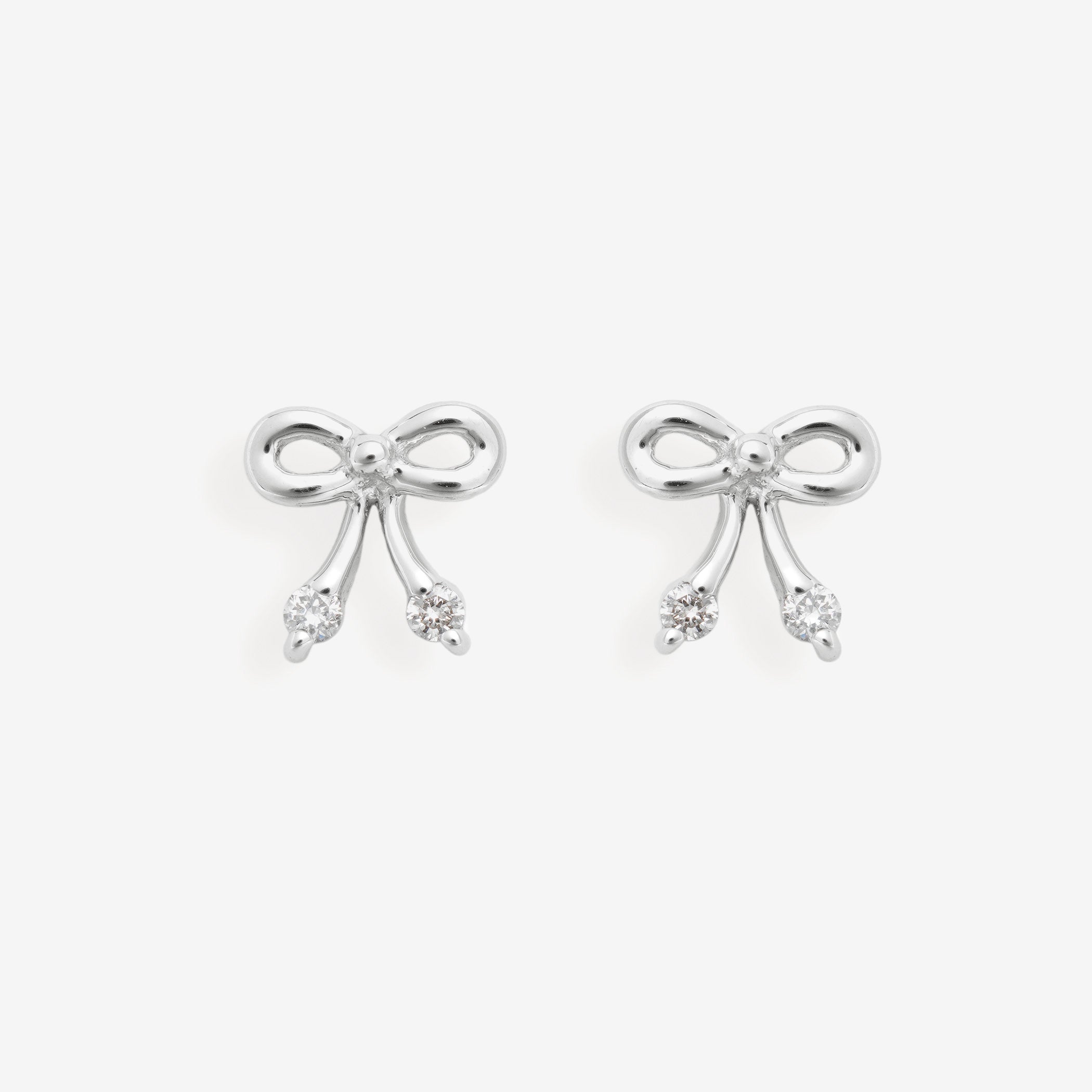 WEB限定】K10 ホワイトゴールド ダイヤモンド リボン ピアス