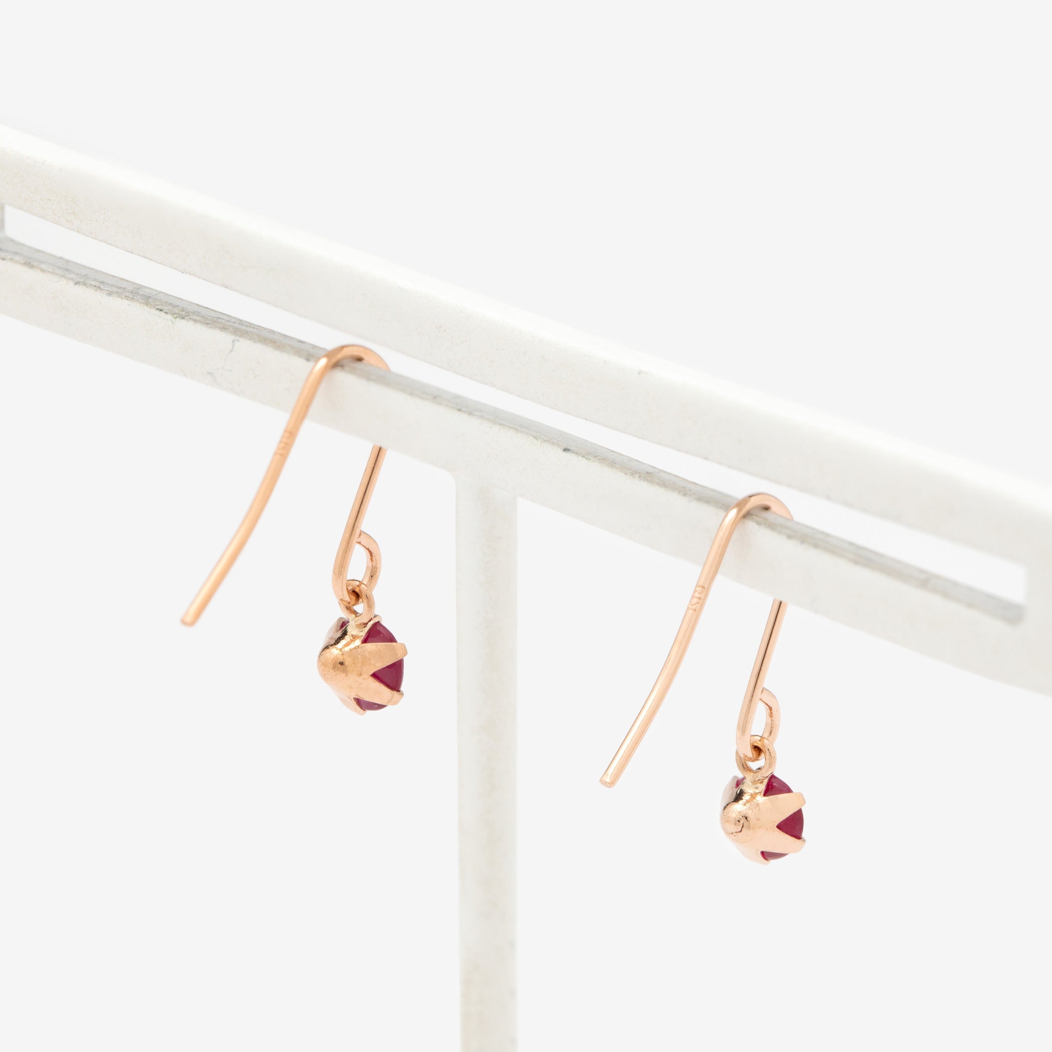 7月誕生石 K18 ピンクゴールド ルビー フック ピアス