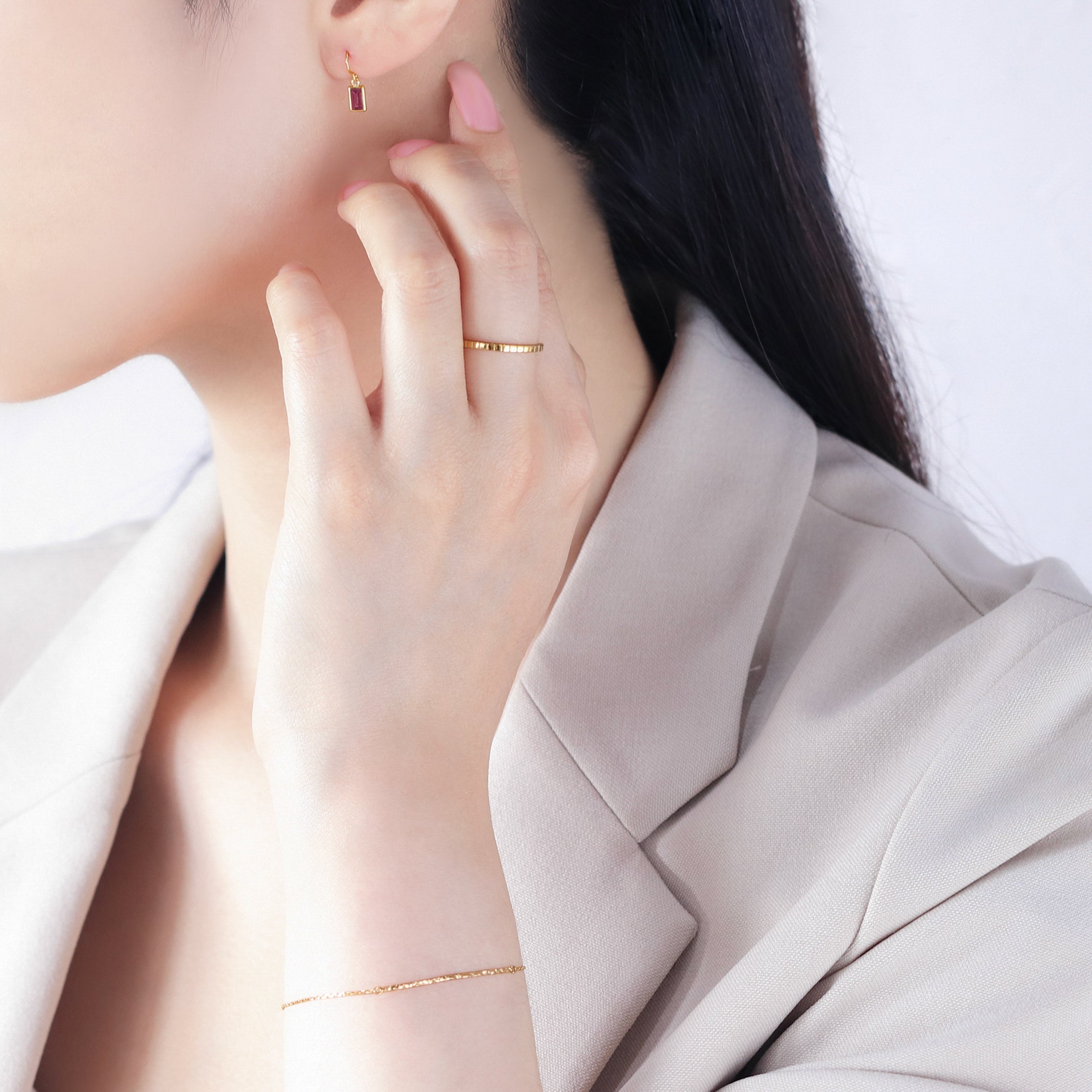 1月誕生石 K18 イエローゴールド ロードライトガーネット フック ピアス