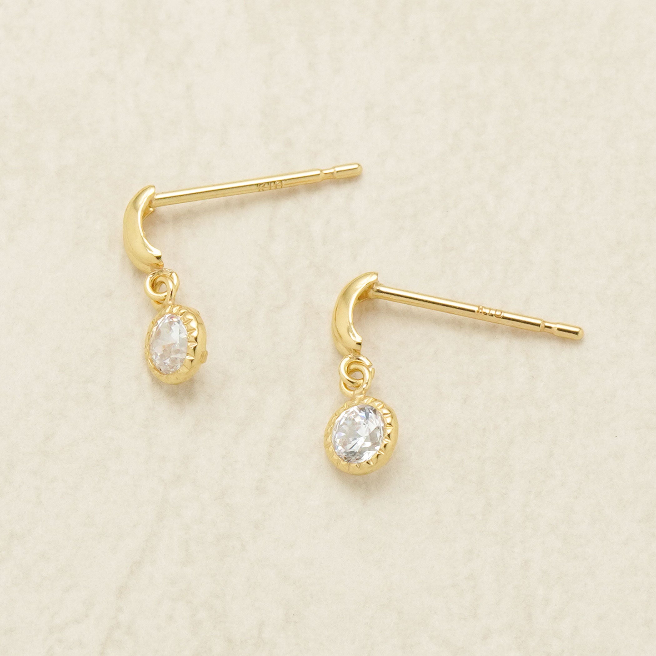 K10 イエローゴールド キュービックジルコニア ピアス