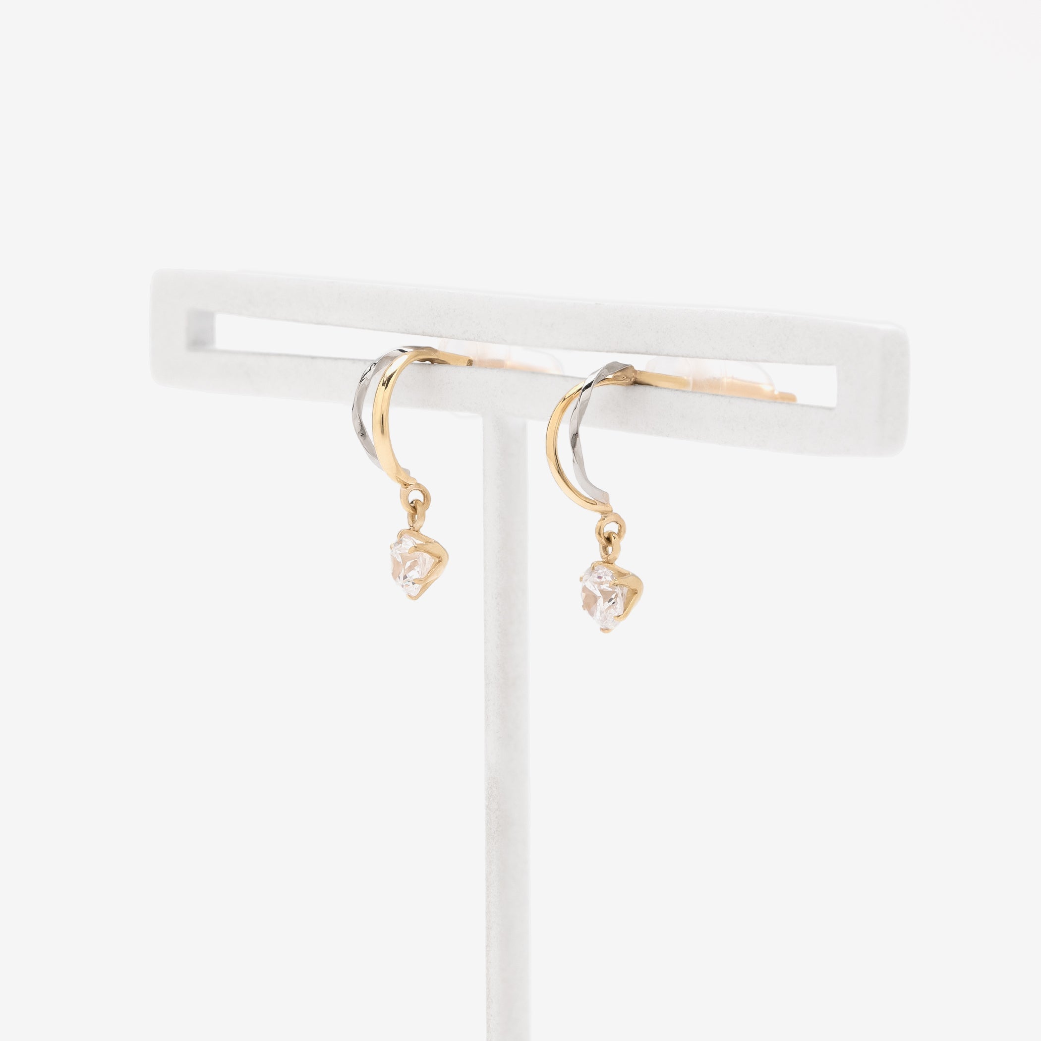 K10 イエローゴールド/プラチナ キュービックジルコニア ピアス