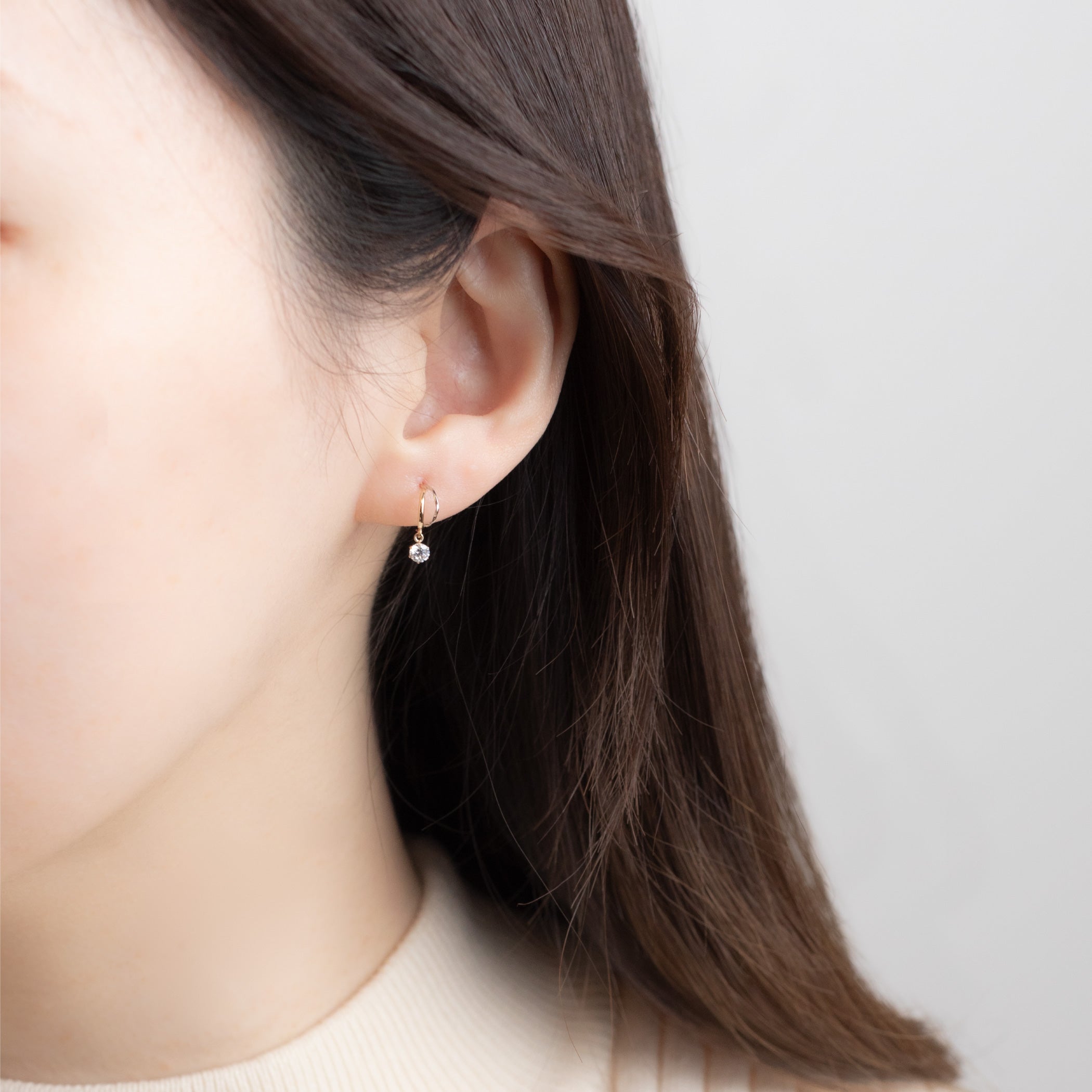 K10 イエローゴールド/プラチナ キュービックジルコニア ピアス