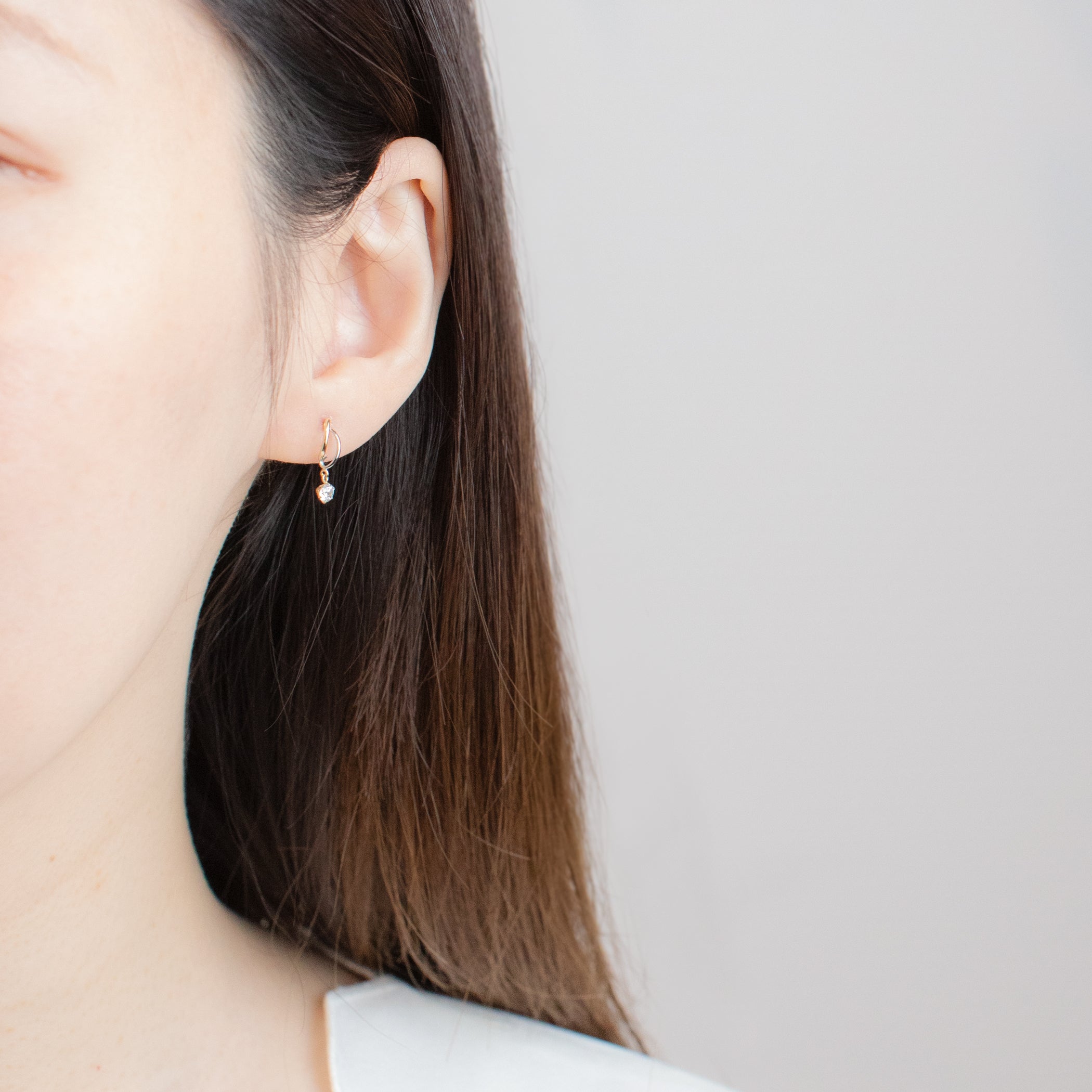 K10 イエローゴールド/プラチナ キュービックジルコニア ピアス