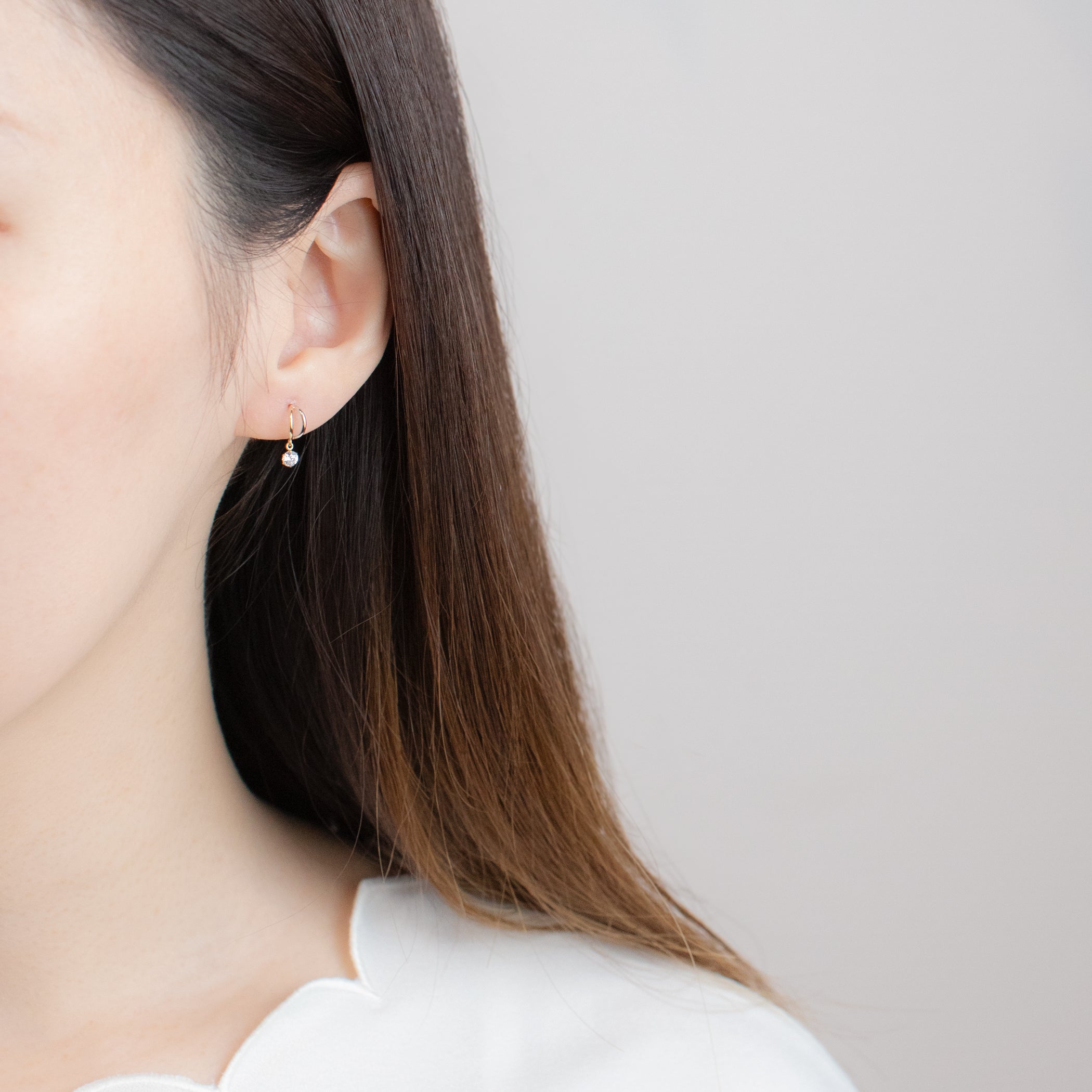 K10 イエローゴールド/プラチナ キュービックジルコニア ピアス