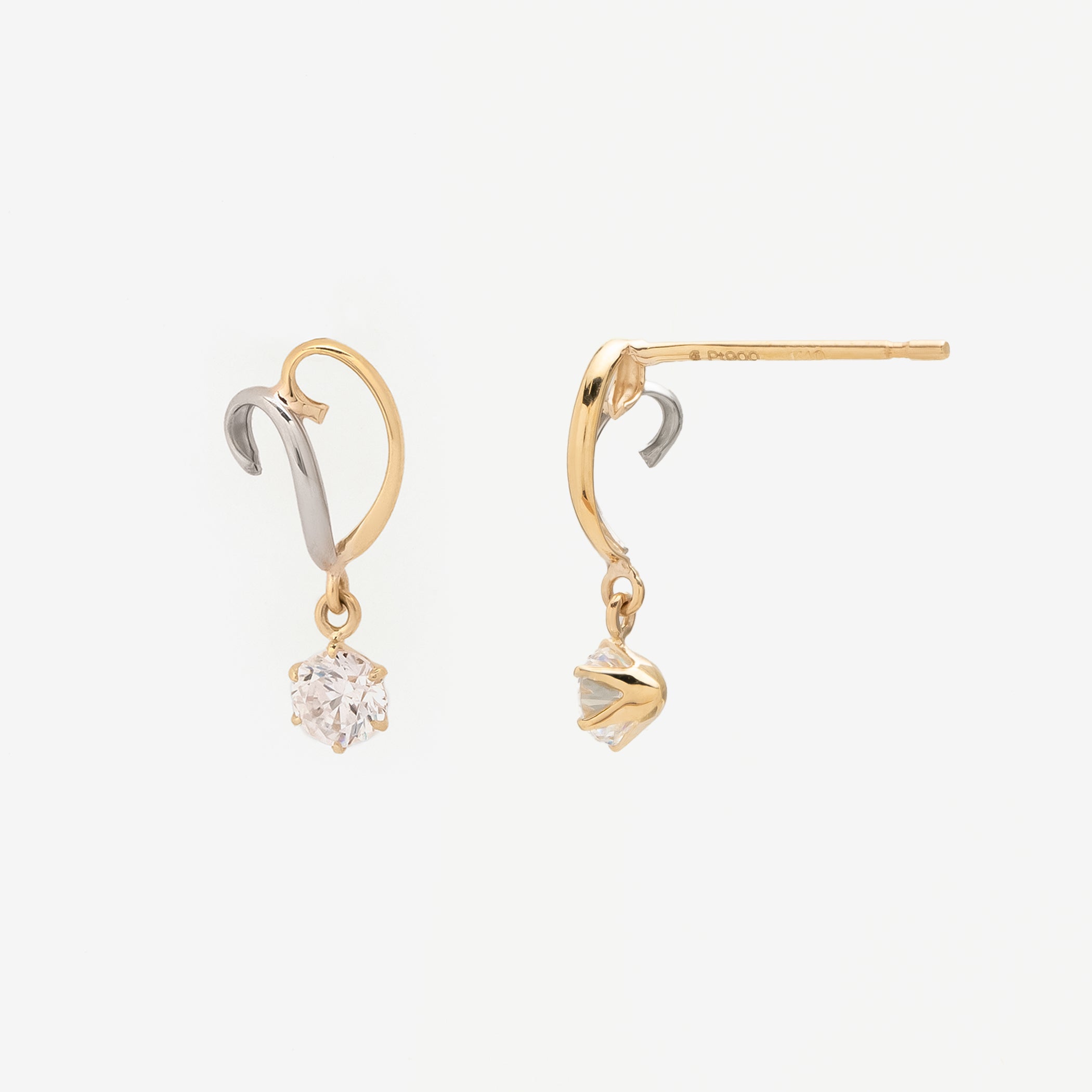 K10 イエローゴールド/プラチナ キュービックジルコニア ピアス