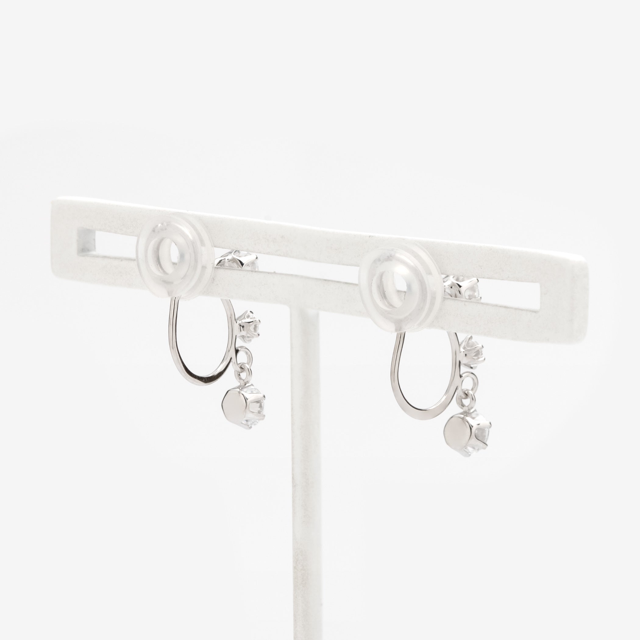 K10 ホワイトゴールド キュービックジルコニア イヤリング