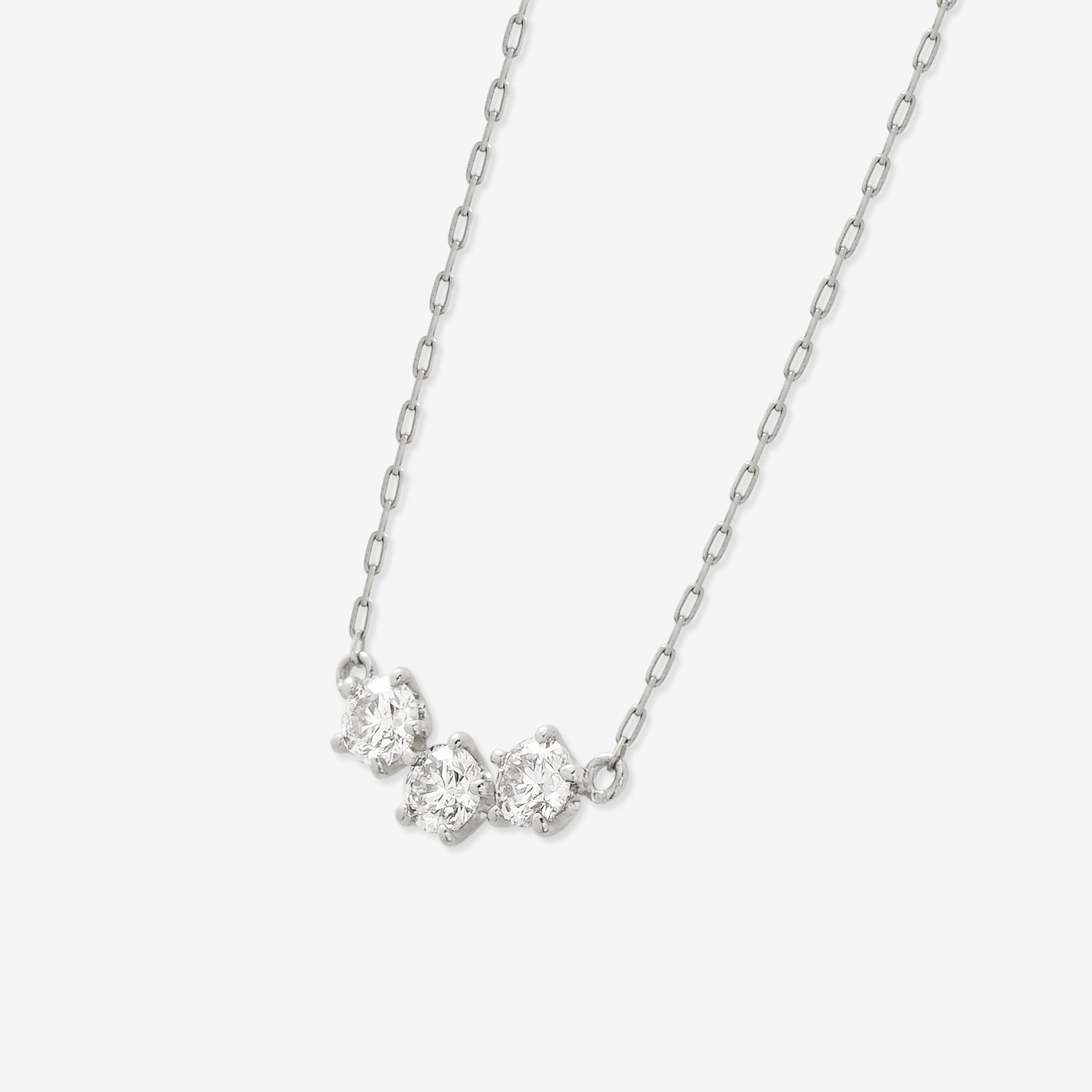 プラチナ ダイヤモンド ネックレス