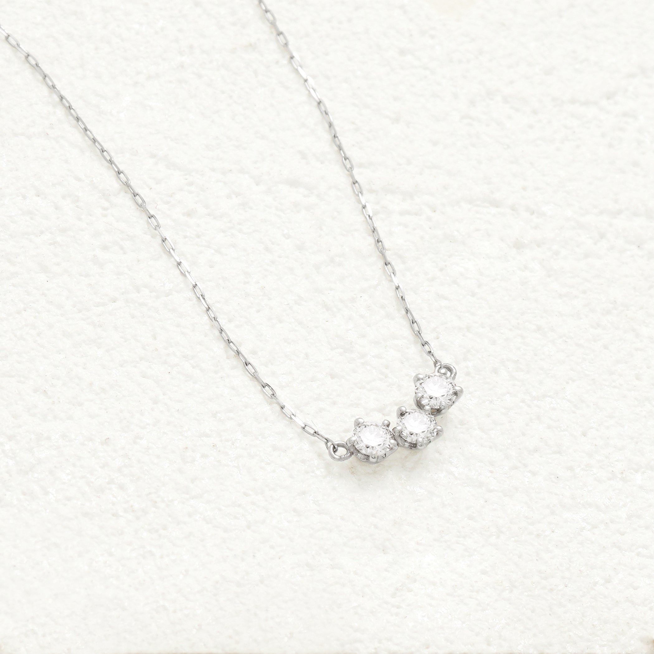 プラチナ ダイヤモンド ネックレス