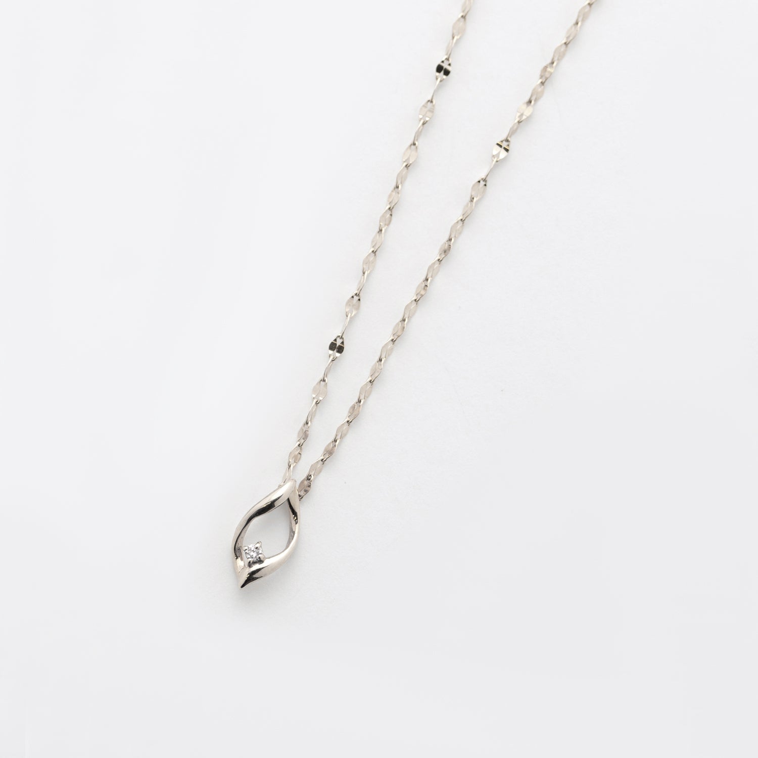 【WEB限定】K10 ホワイトゴールド ダイヤモンド ネックレス