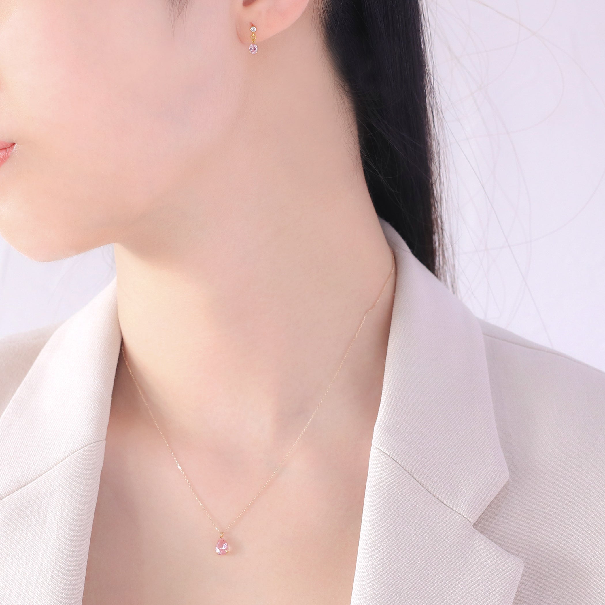 4月誕生石 K10 イエローゴールド モルガナイト しずく ネックレス