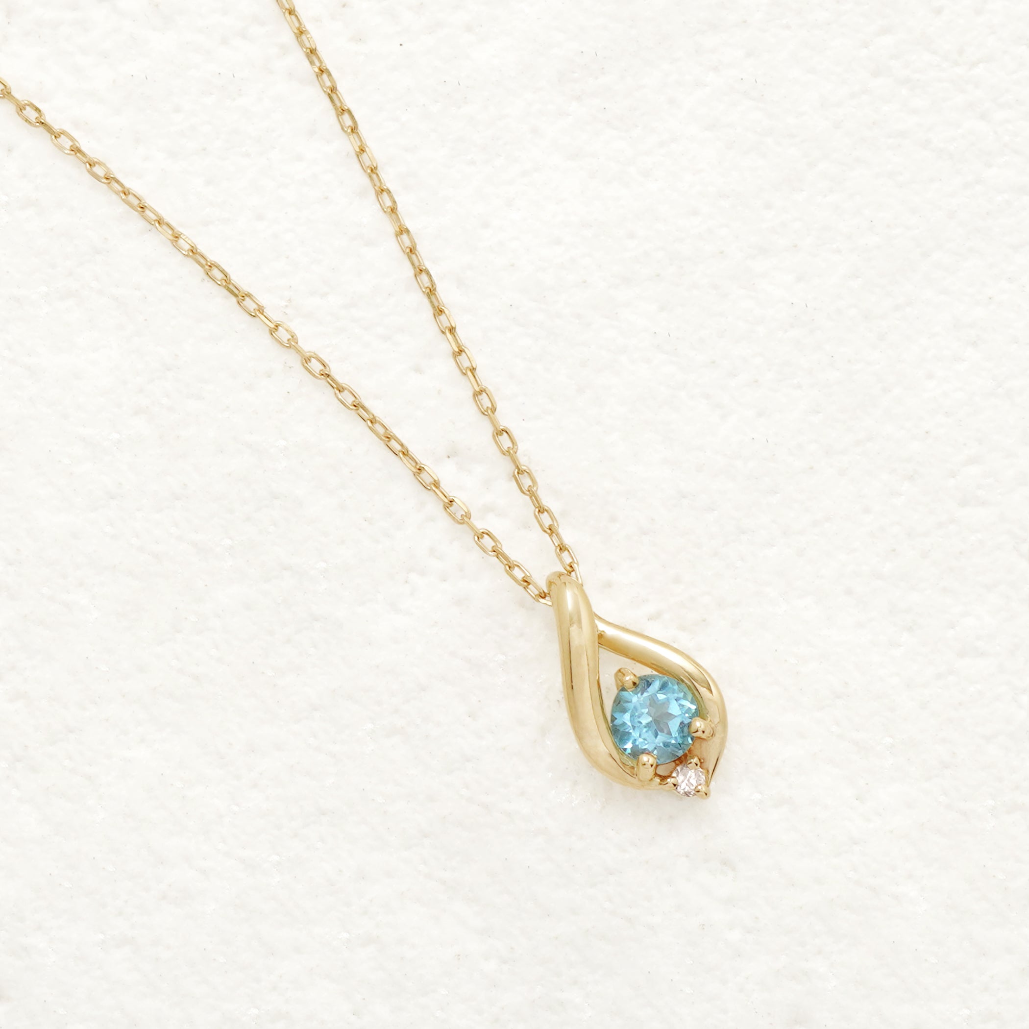 【WEB限定】11月誕生石 K10 イエローゴールド ブルートパーズ しずく ネックレス