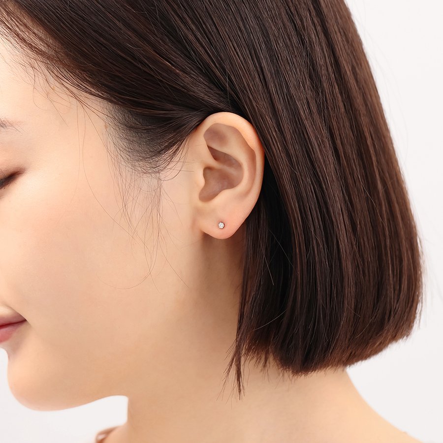 プラチナ ダイヤモンド ピアス