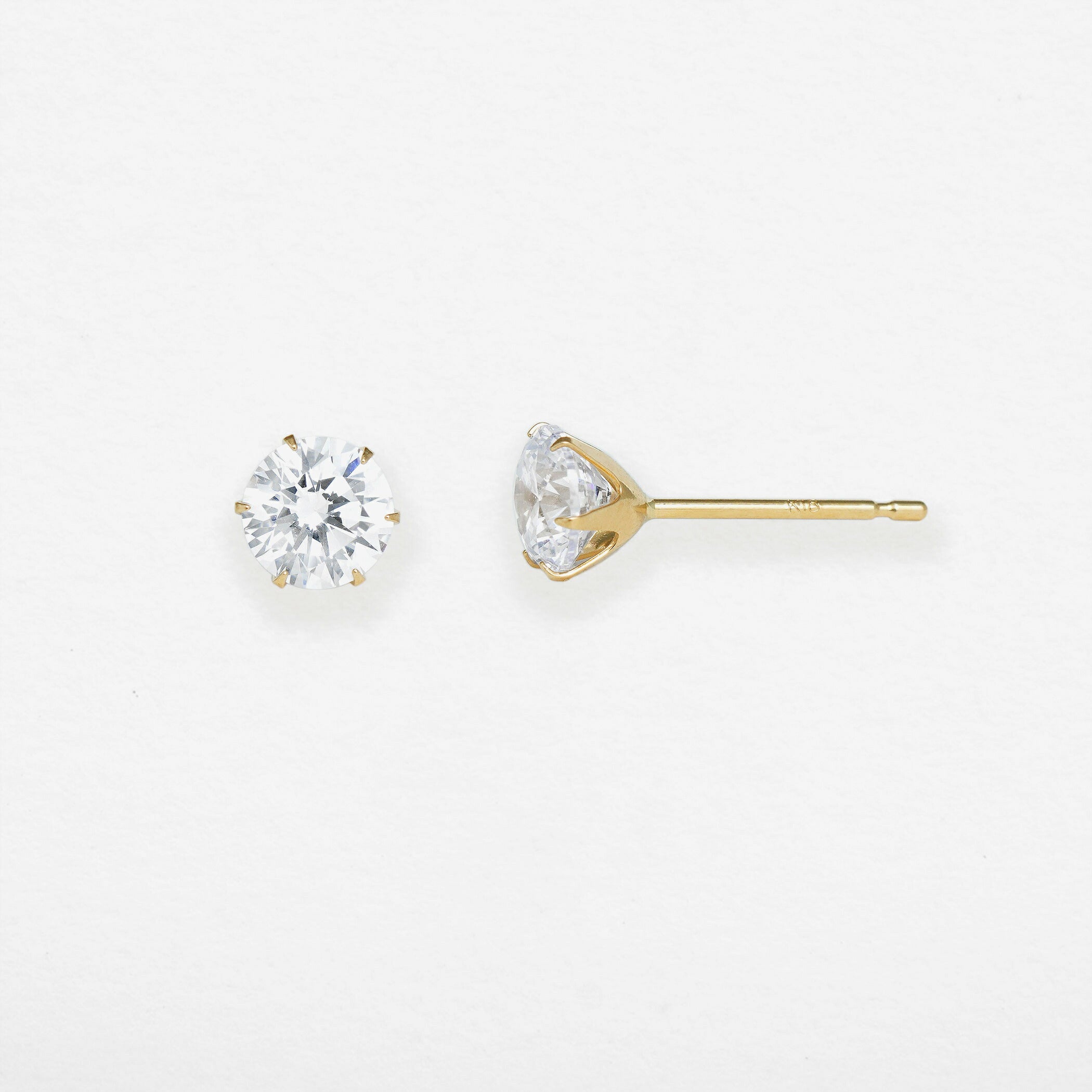 K18 イエローゴールド キュービックジルコニア ピアス(5mm)