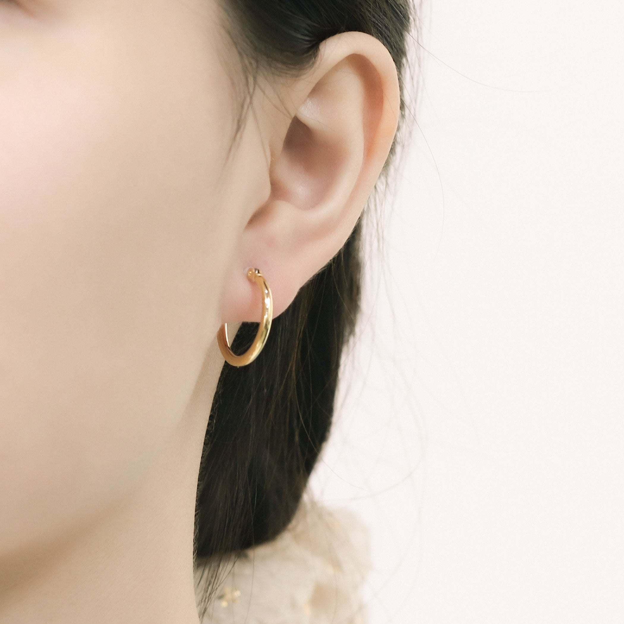 ★今だけ送料無料!★真鍮 チタンポスト フープ ピアス(20mm)
