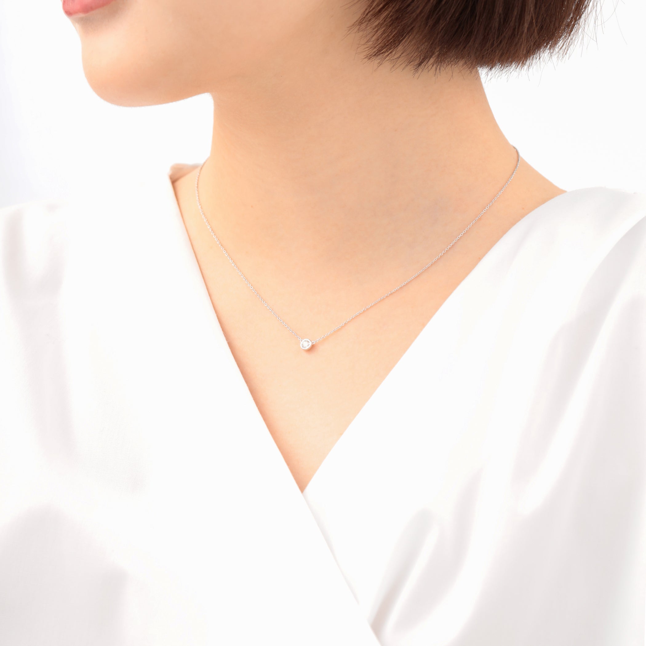 【WEB限定】K18 ホワイトゴールド ダイヤモンド ネックレス(0.12ct)