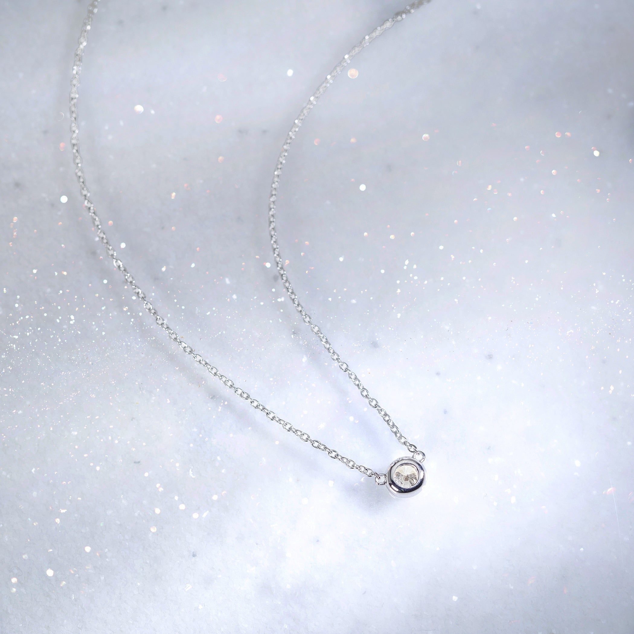 【WEB限定】K18 ホワイトゴールド ダイヤモンド ネックレス(0.12ct)