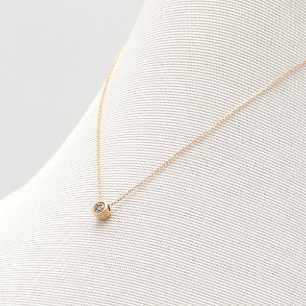 K10 イエローゴールド ダイヤモンド ネックレス(0.08ct)