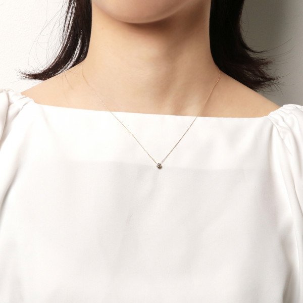 K10 イエローゴールド ダイヤモンド ネックレス(0.08ct)