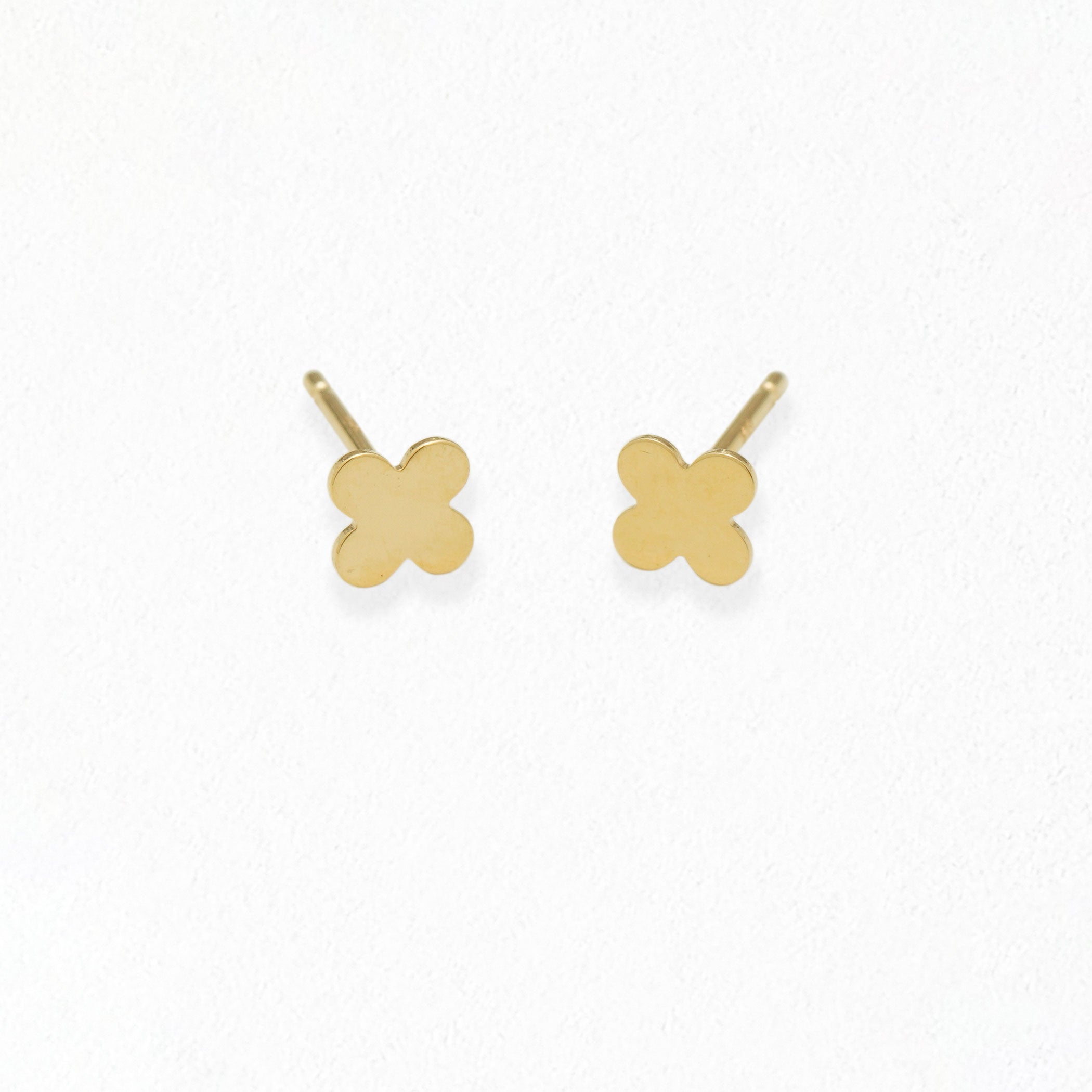 K18 イエローゴールド クローバー ピアス – Milluflora | ミルフローラ