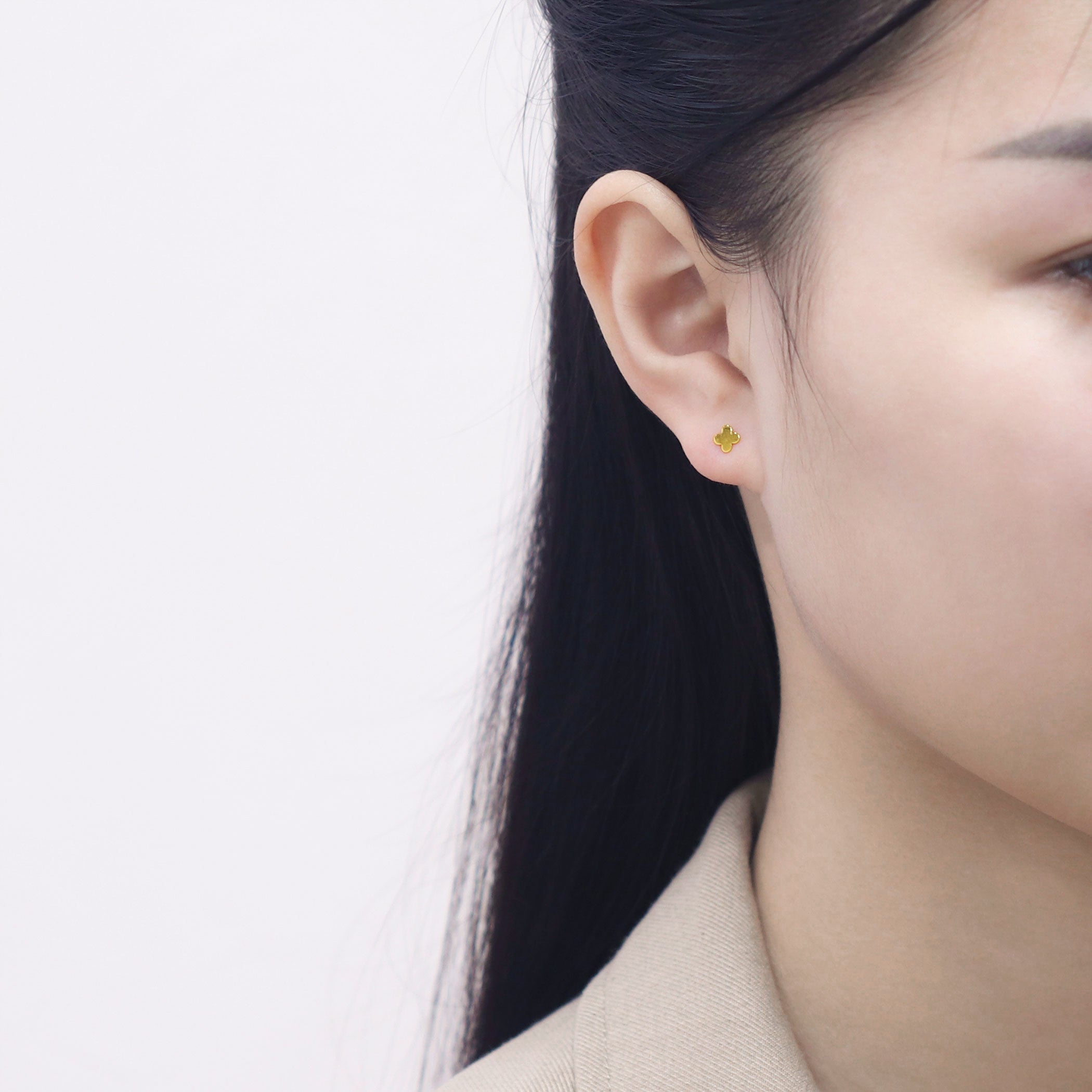 K18 イエローゴールド クローバー ピアス – Milluflora | ミルフローラ