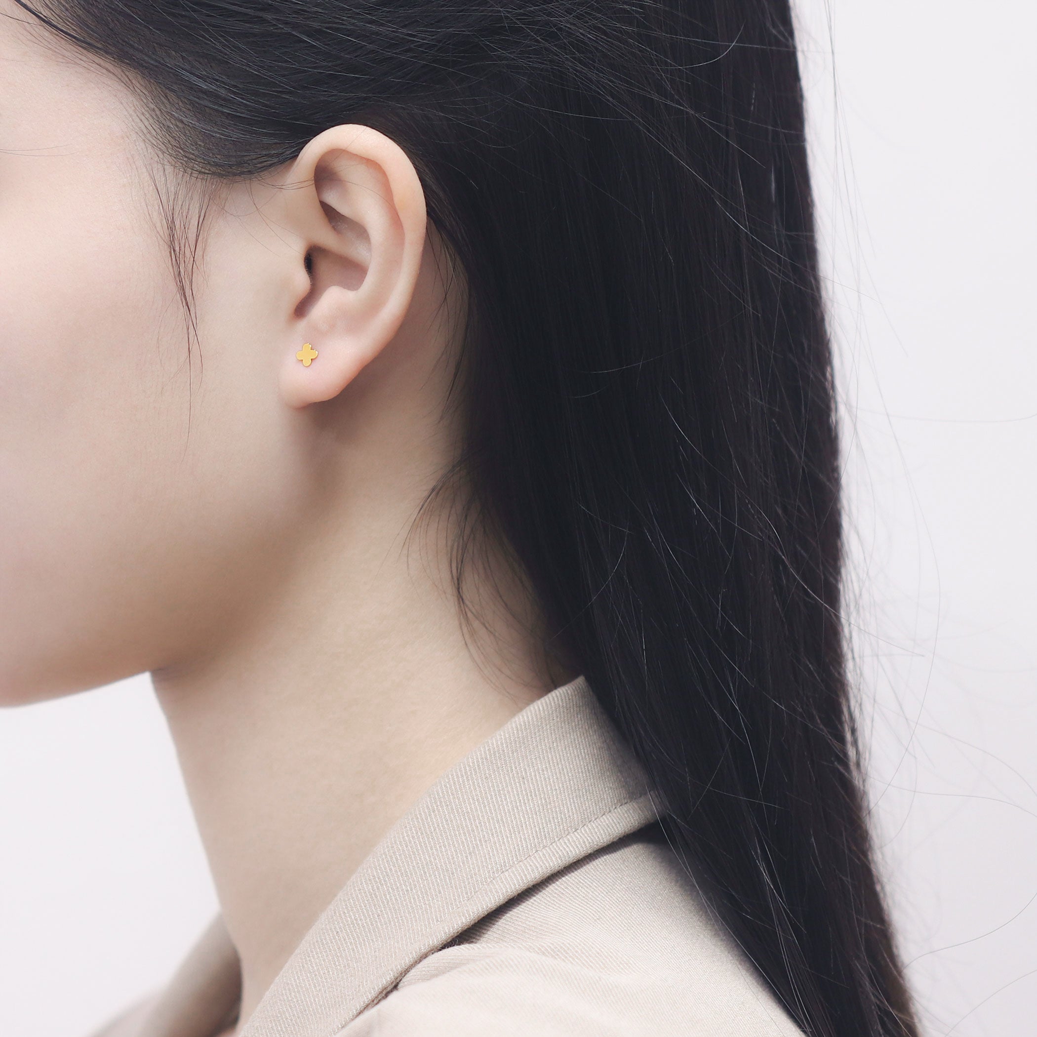 K18 イエローゴールド クローバー ピアス – Milluflora | ミルフローラ