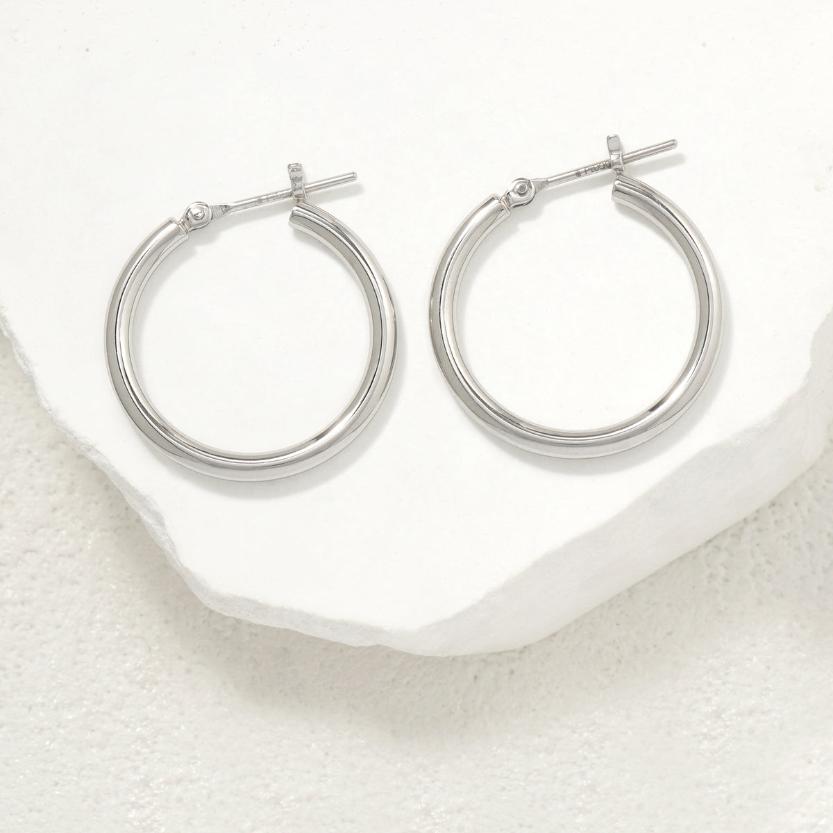 プラチナ フープ ピアス（20mm）