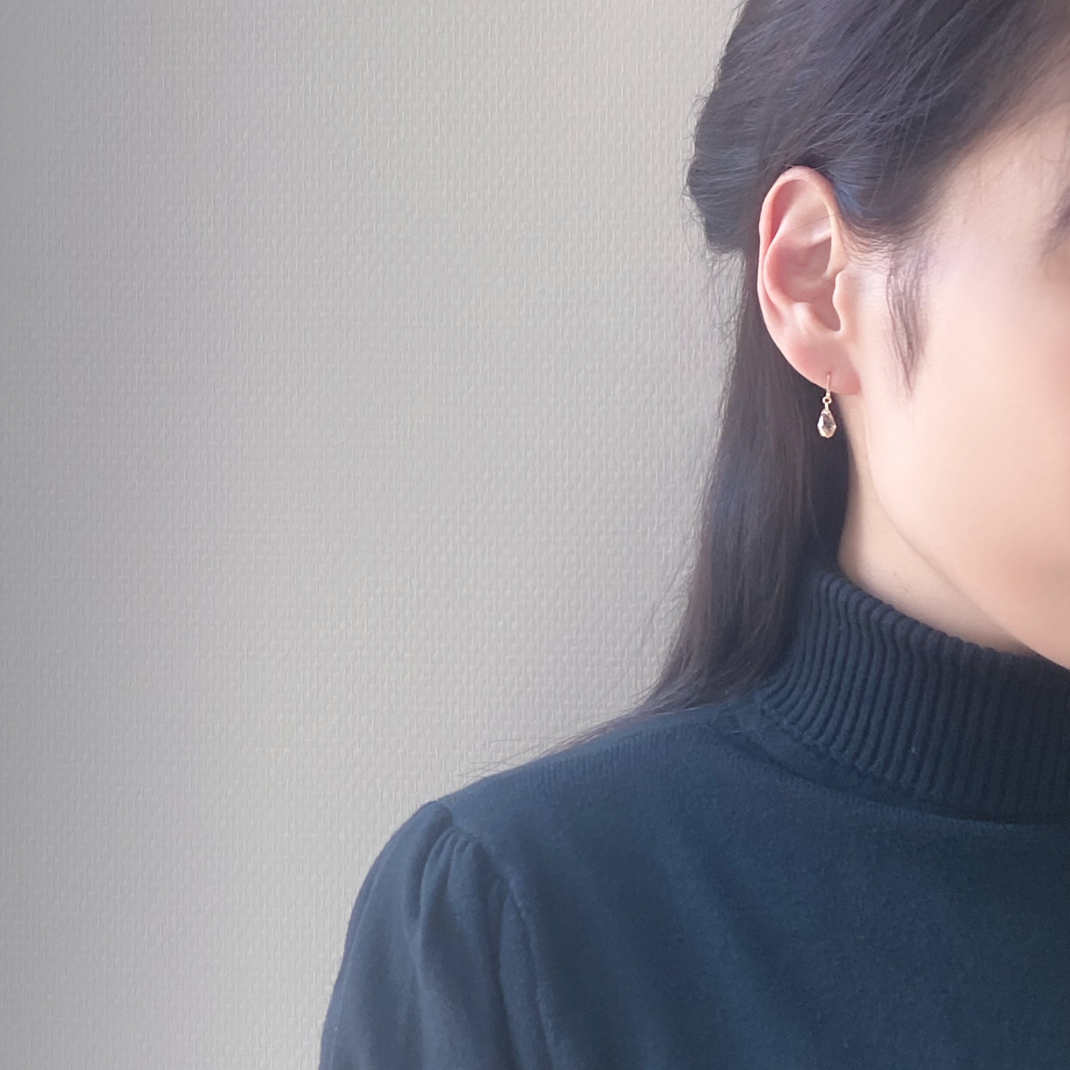 【WEB限定】K10 イエローゴールド クリスタル しずく フック ピアス