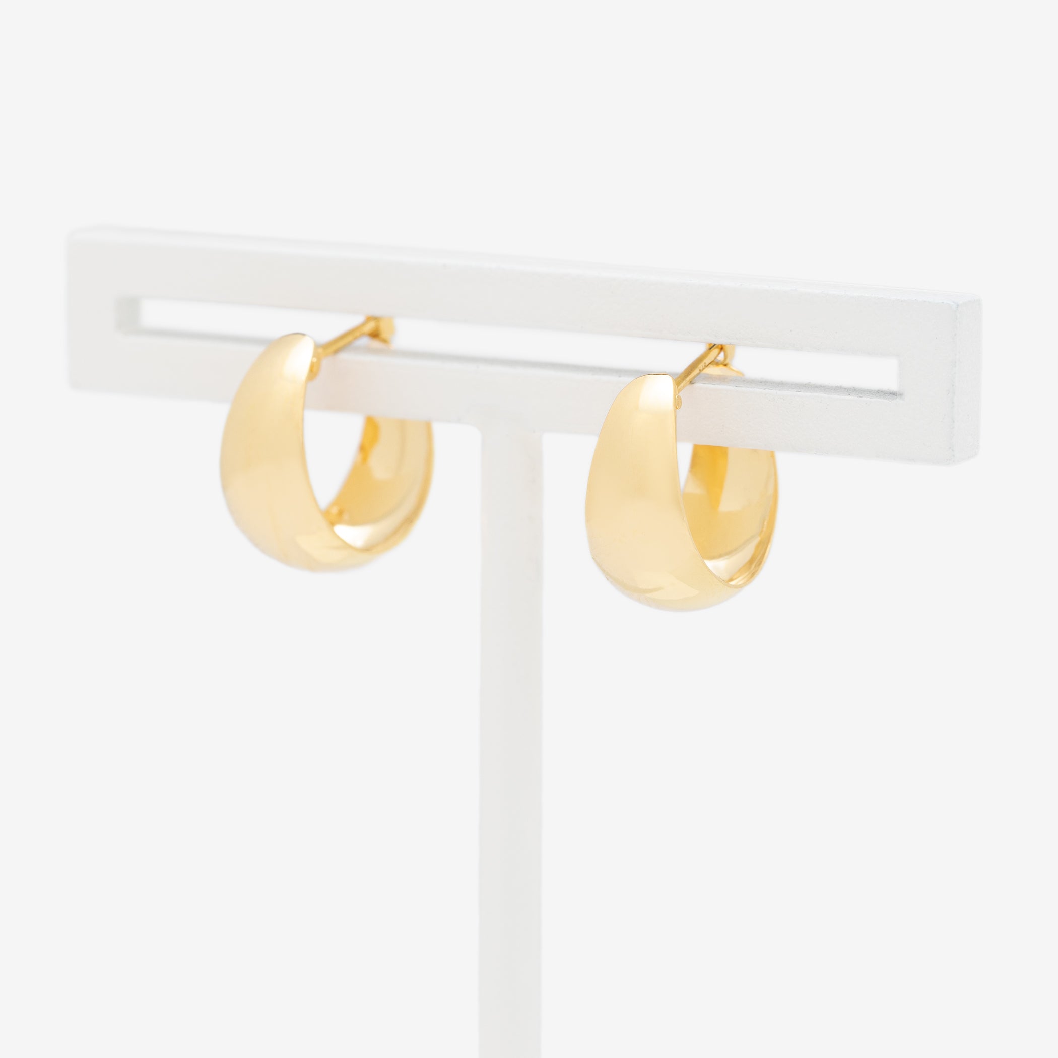 K18 イエローゴールド フープ ピアス – Milluflora | ミルフローラ