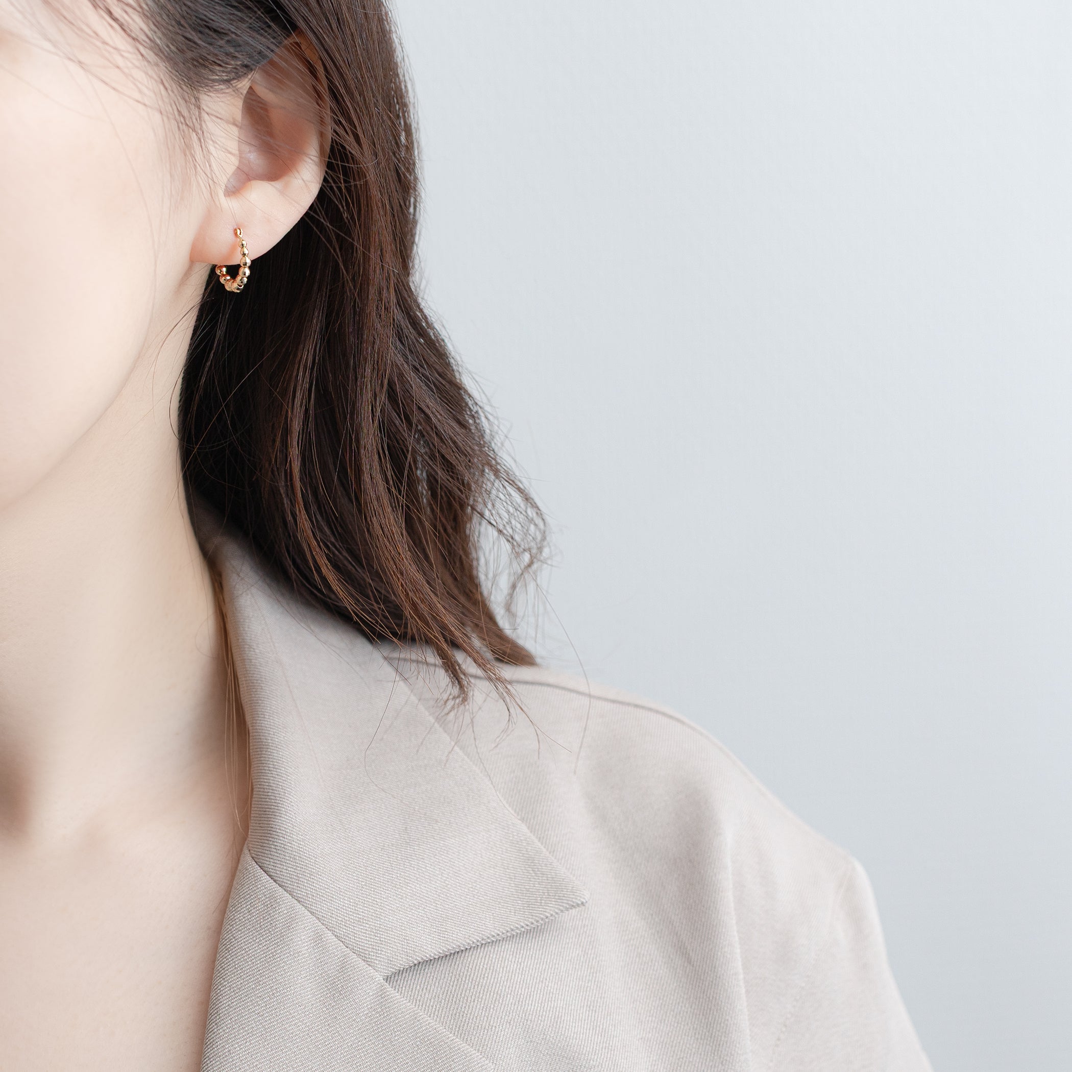 ZEN K18 イエローゴールド フープピアス ダイヤモンド5個 片耳用 ZEN K18 イエローゴールド フープピアス ダイヤモンド5個 片耳用