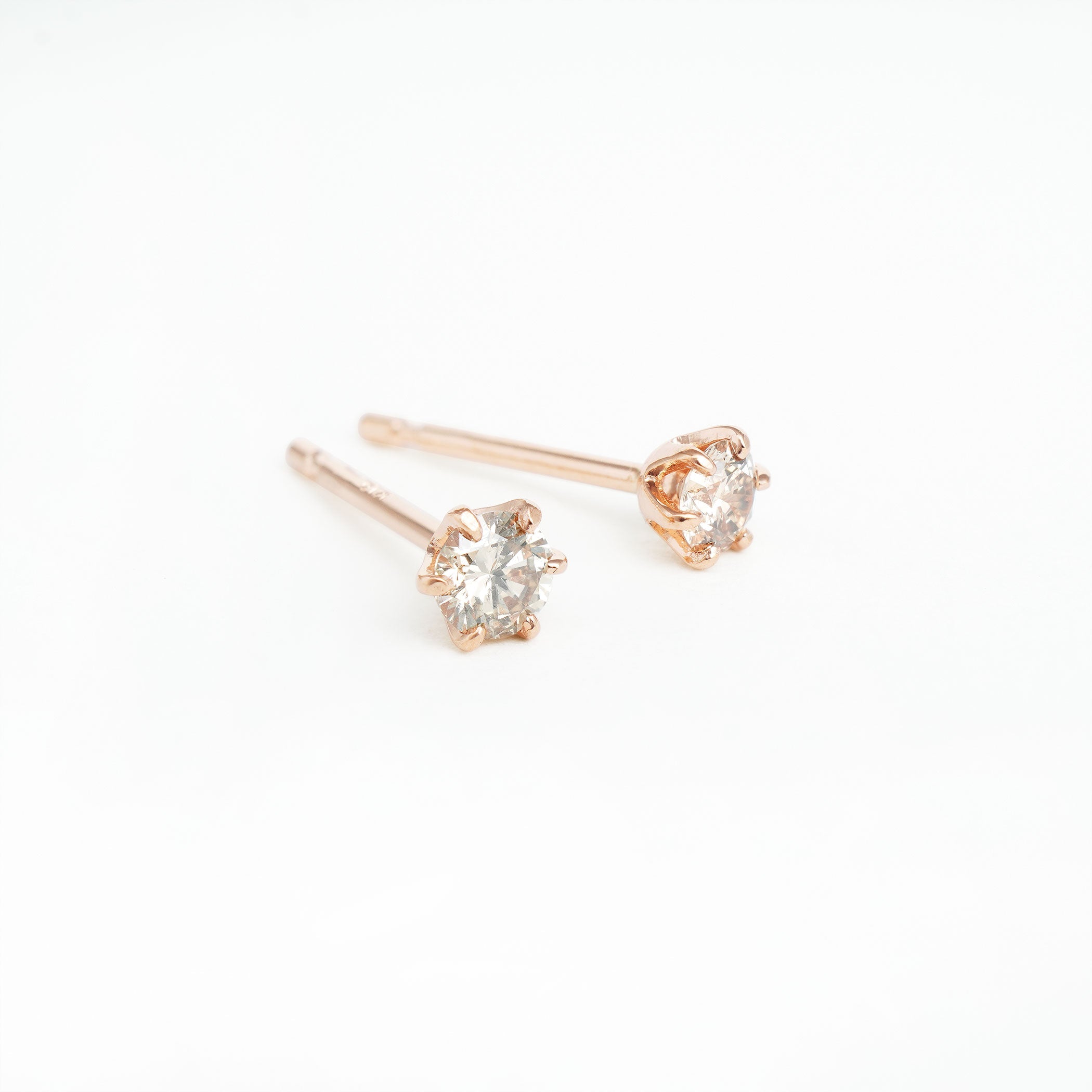 【WEB限定】K18 ピンクゴールド ダイヤモンド ピアス（0.12ct）