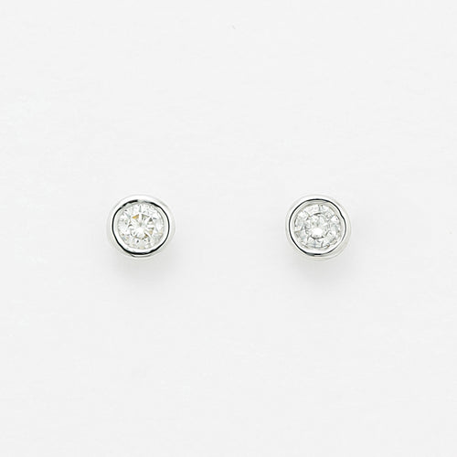 【WEB限定】K18 ホワイトゴールド ダイヤモンド ピアス