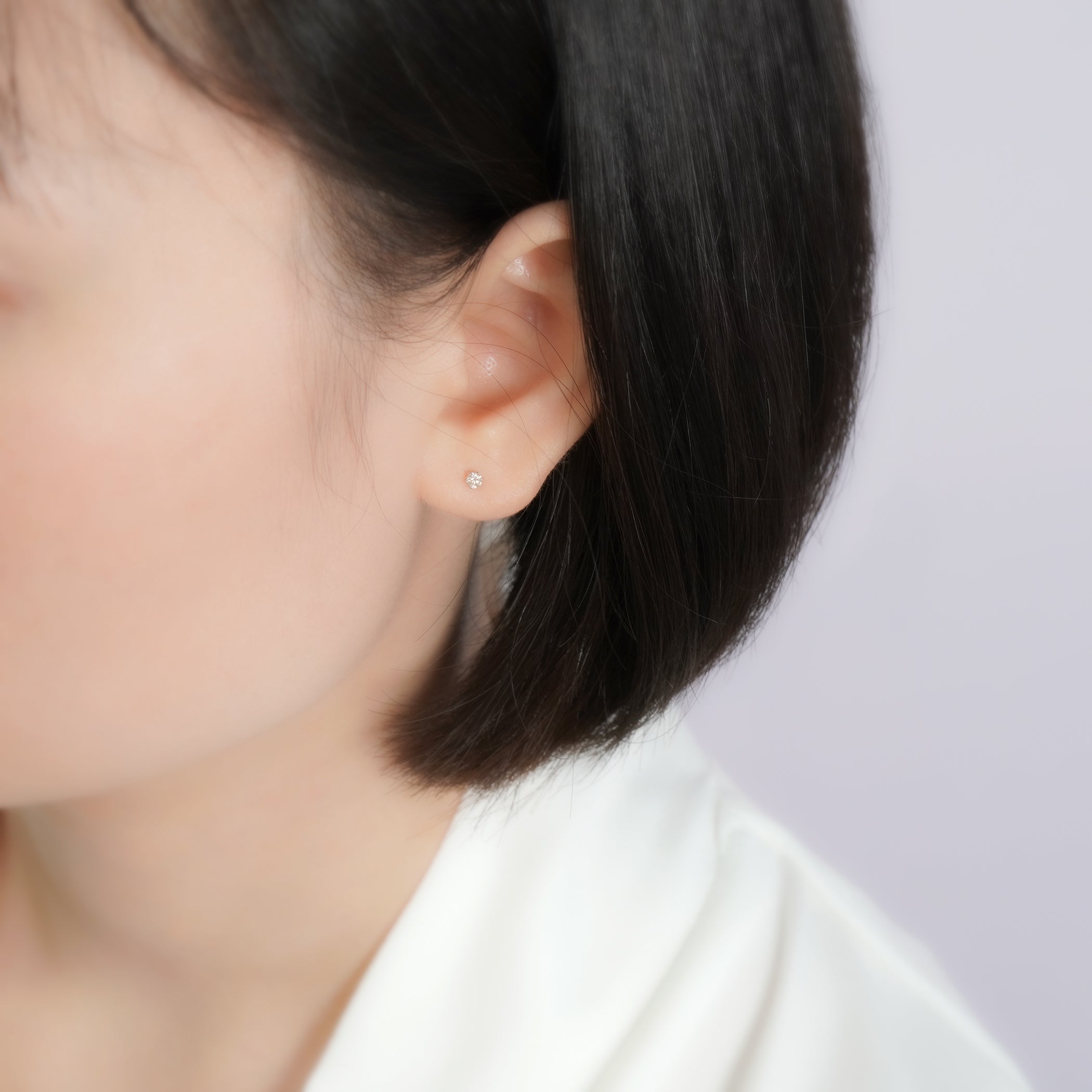 【WEB限定】プラチナ ダイヤモンド ピアス（0.12ct）