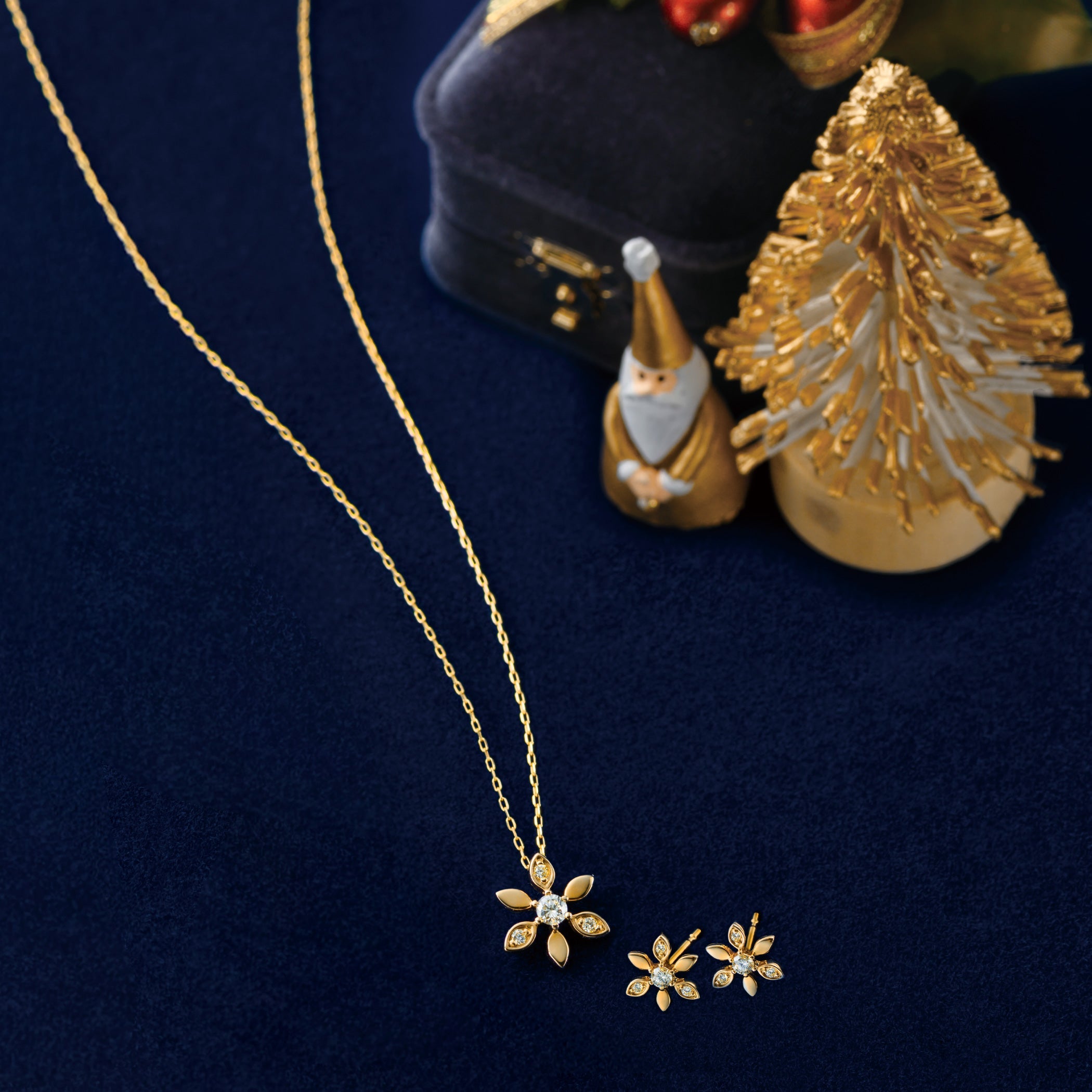 K10 イエローゴールド ダイヤモンド ピアス