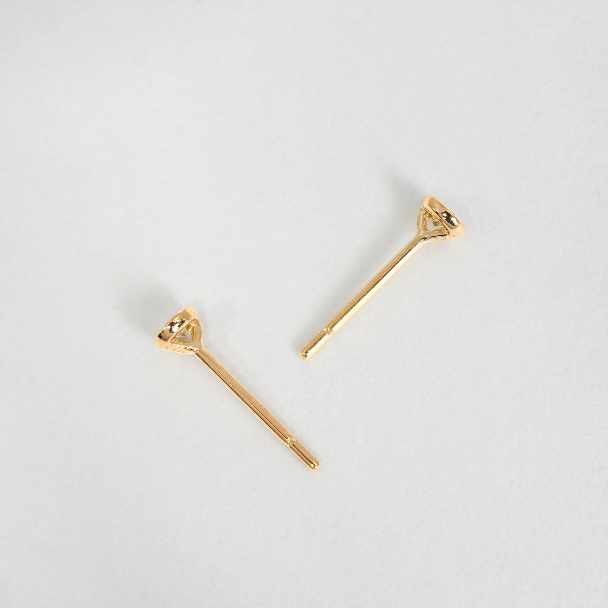 【WEB限定】K18 イエローゴールド ダイヤモンド ピアス