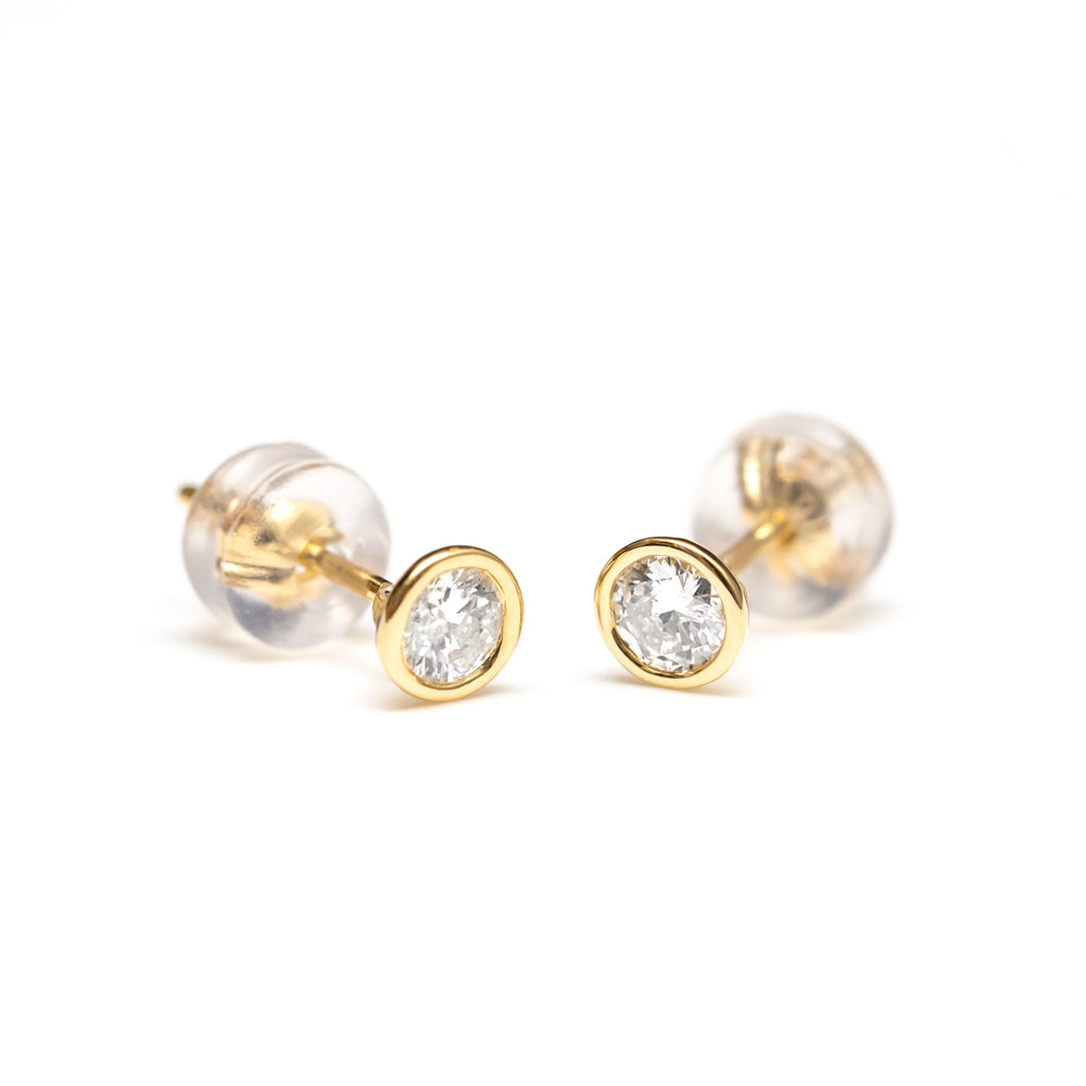 【期間限定セール】WEB限定 K18 イエローゴールド ダイヤモンド ピアス（0.26ct）