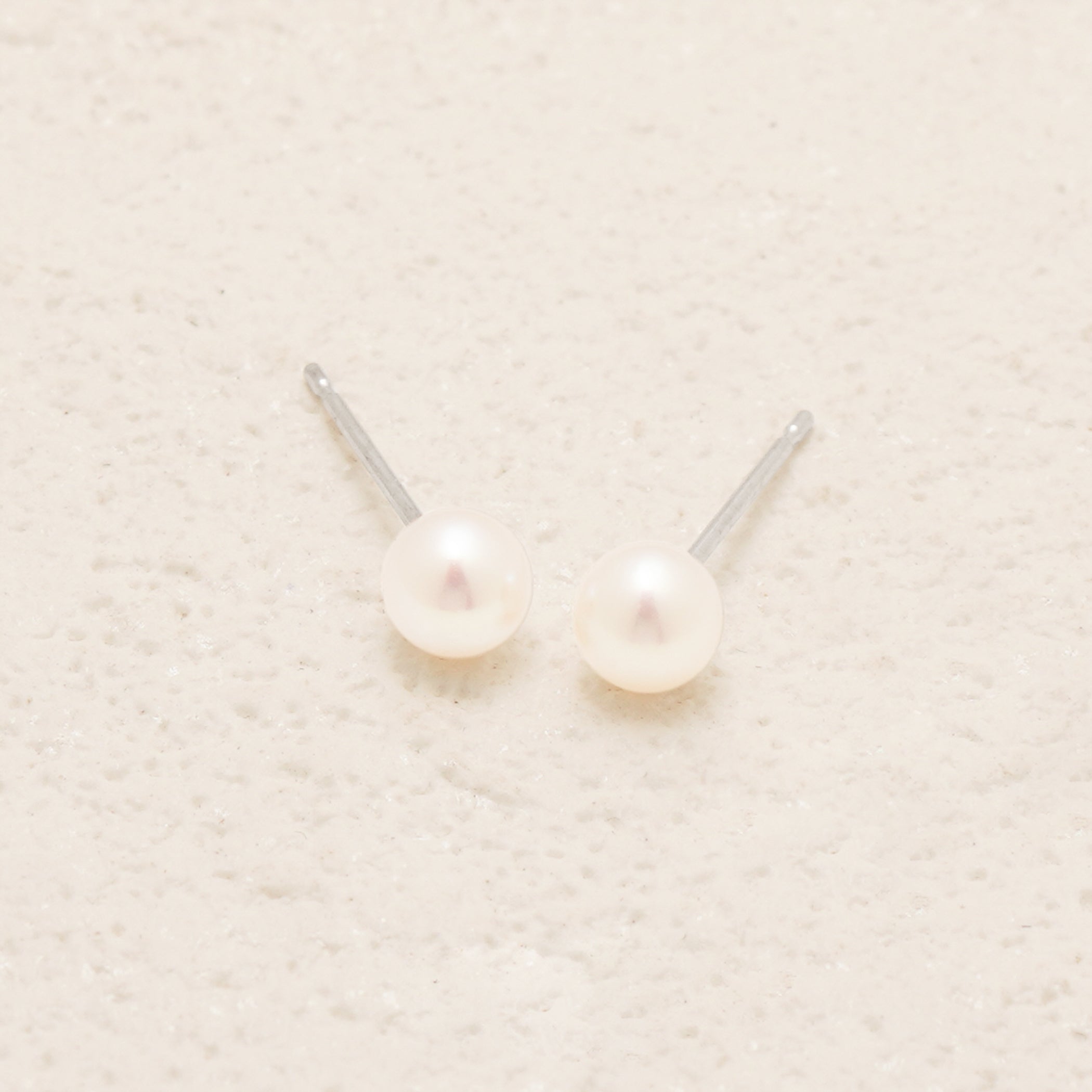 6月誕生石 K10 ホワイトゴールド あこや真珠 ピアス