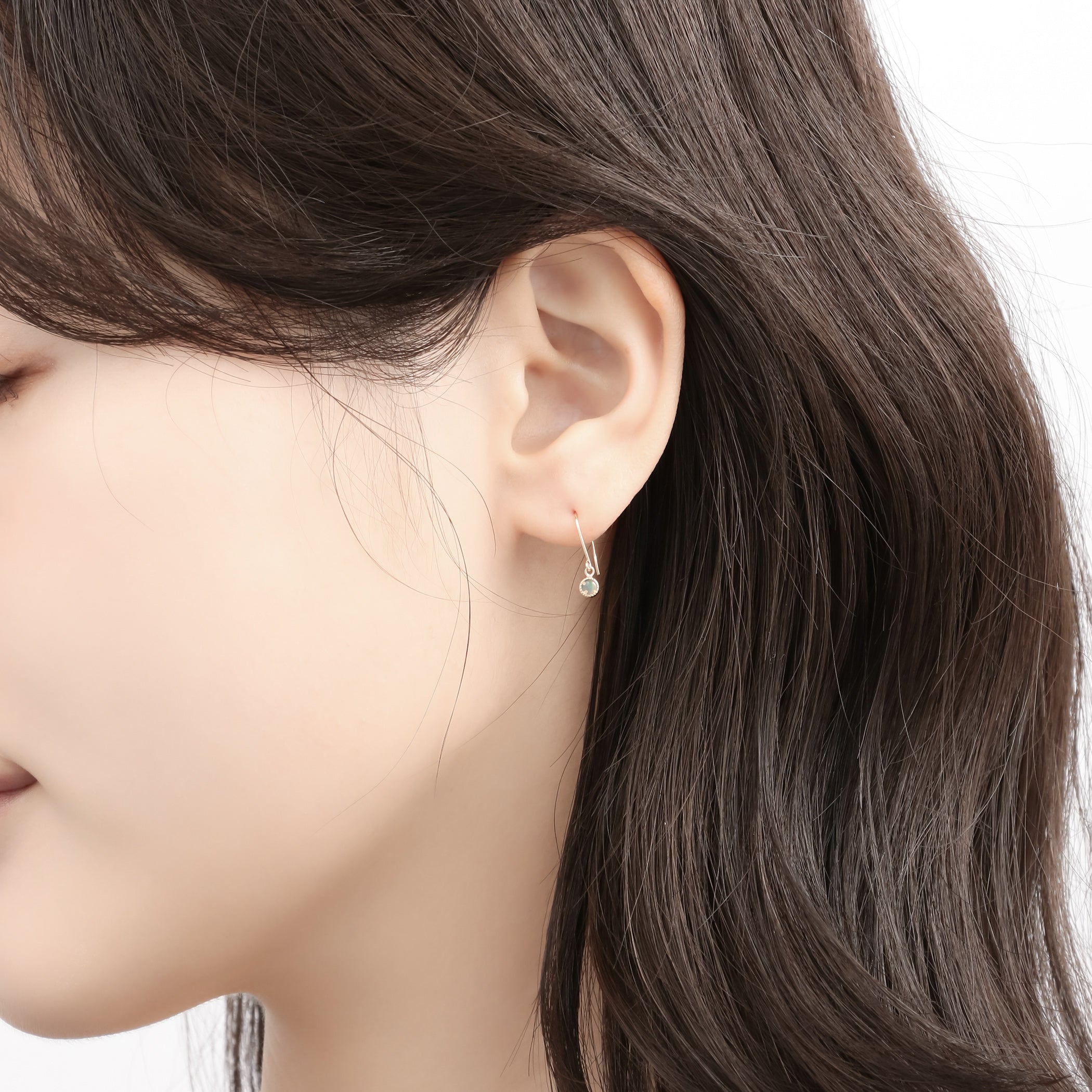 【WEB限定】10月誕生石 K10 イエローゴールド エチオピアオパール フック ピアス