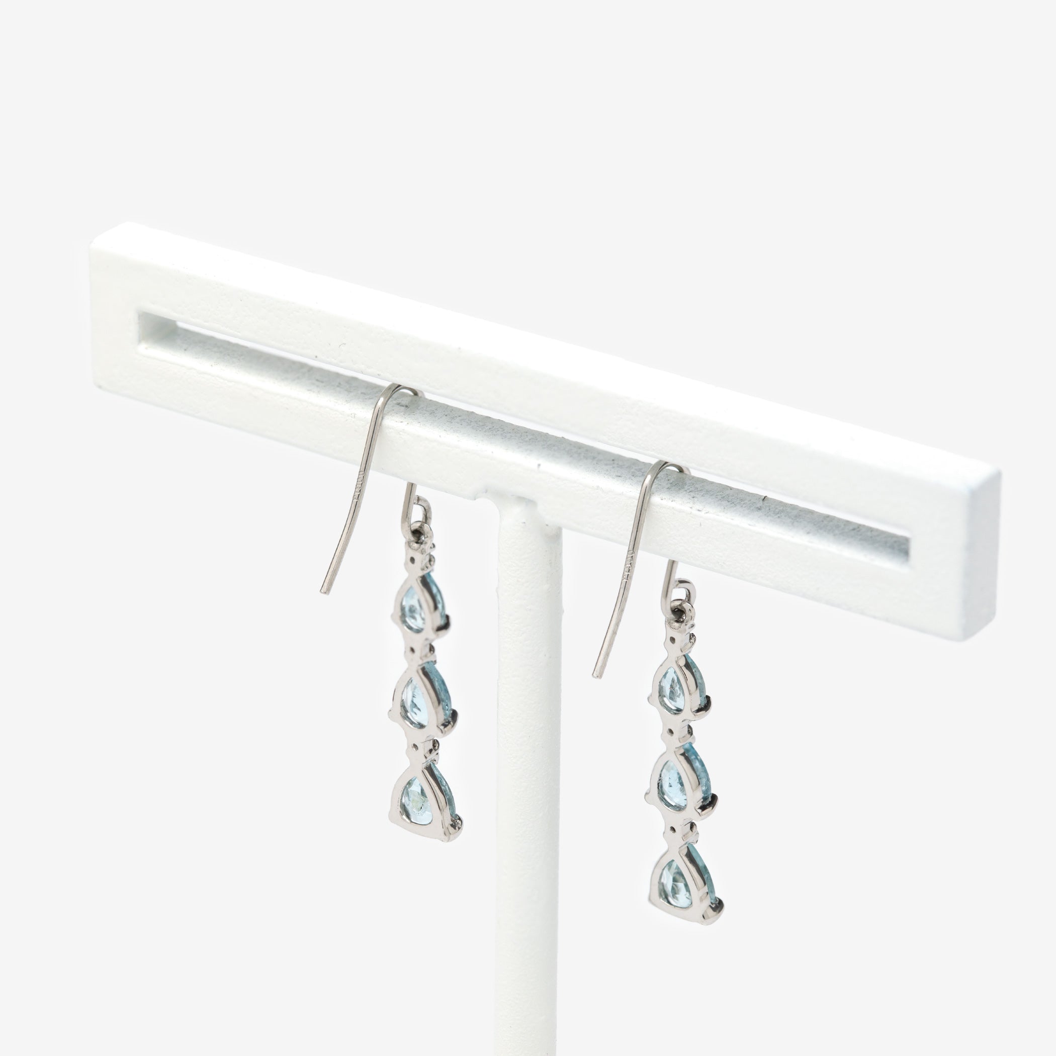 3月誕生石 プラチナ アクアマリン ピアス