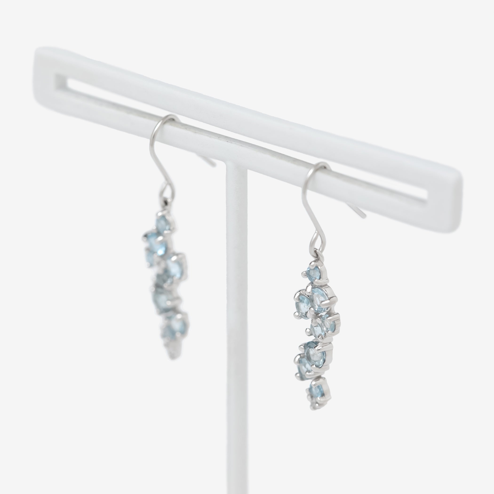 3月誕生石 プラチナ アクアマリン ピアス