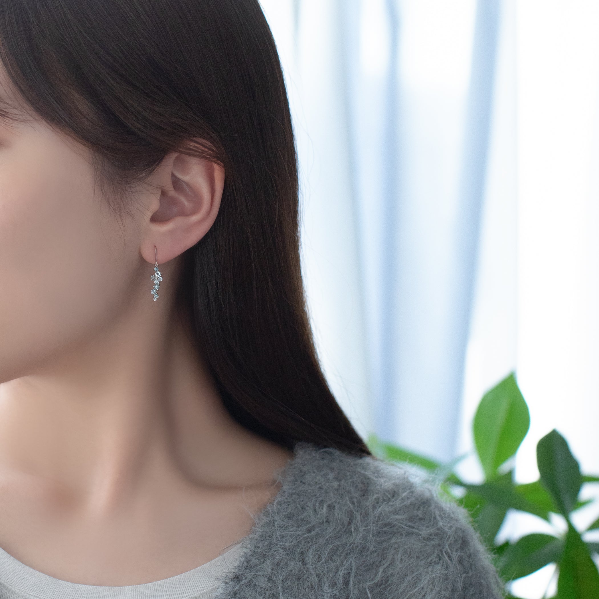 3月誕生石 プラチナ アクアマリン ピアス