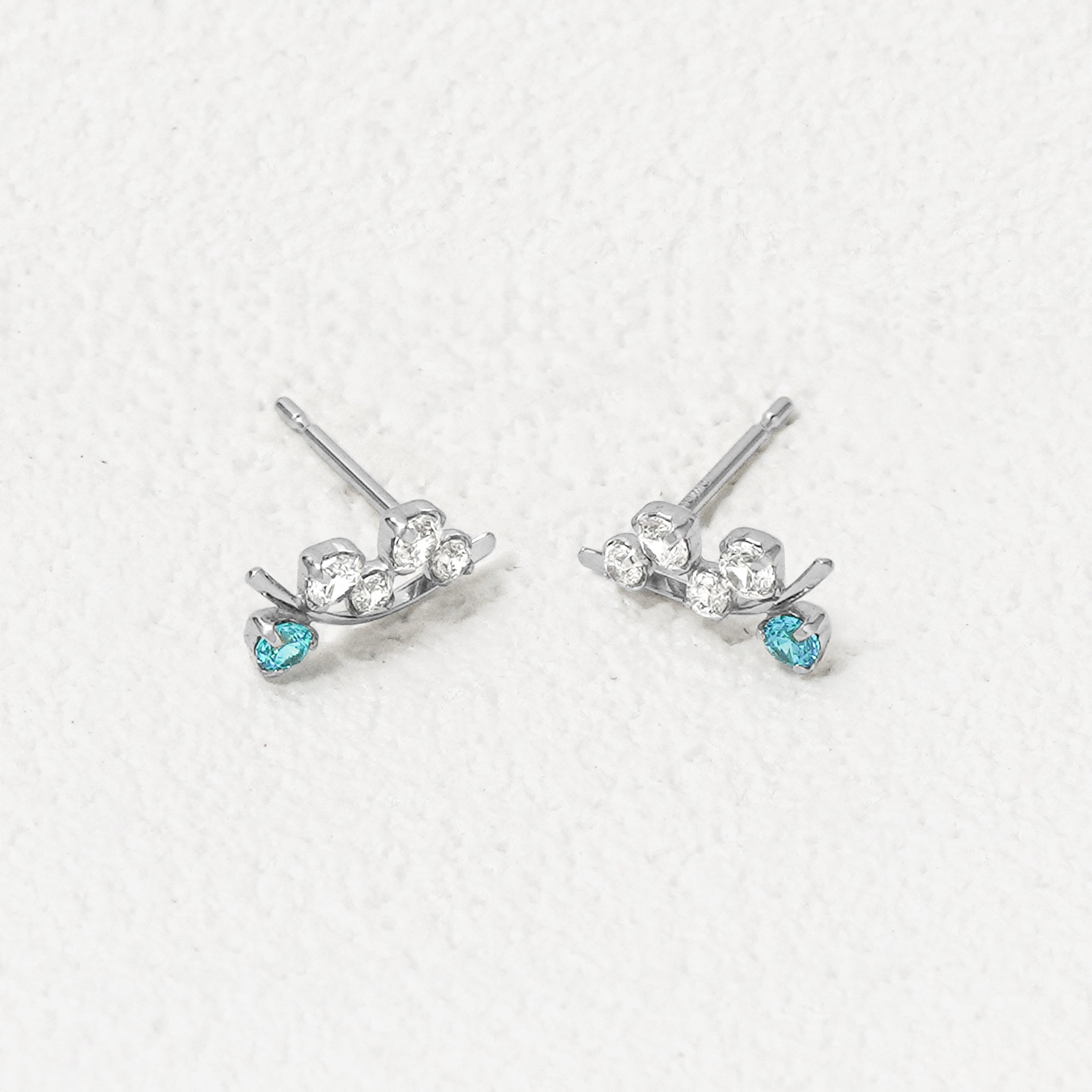 【美品】4℃　K10 WGピアス　 アクアマリン・キュービックジルコニア ヨンドシー 4℃ ピアス K10ホワイトゴールド ピアス アクアマリン