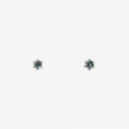 ★今だけ送料無料！★真鍮 アレキサンドライト ピアス