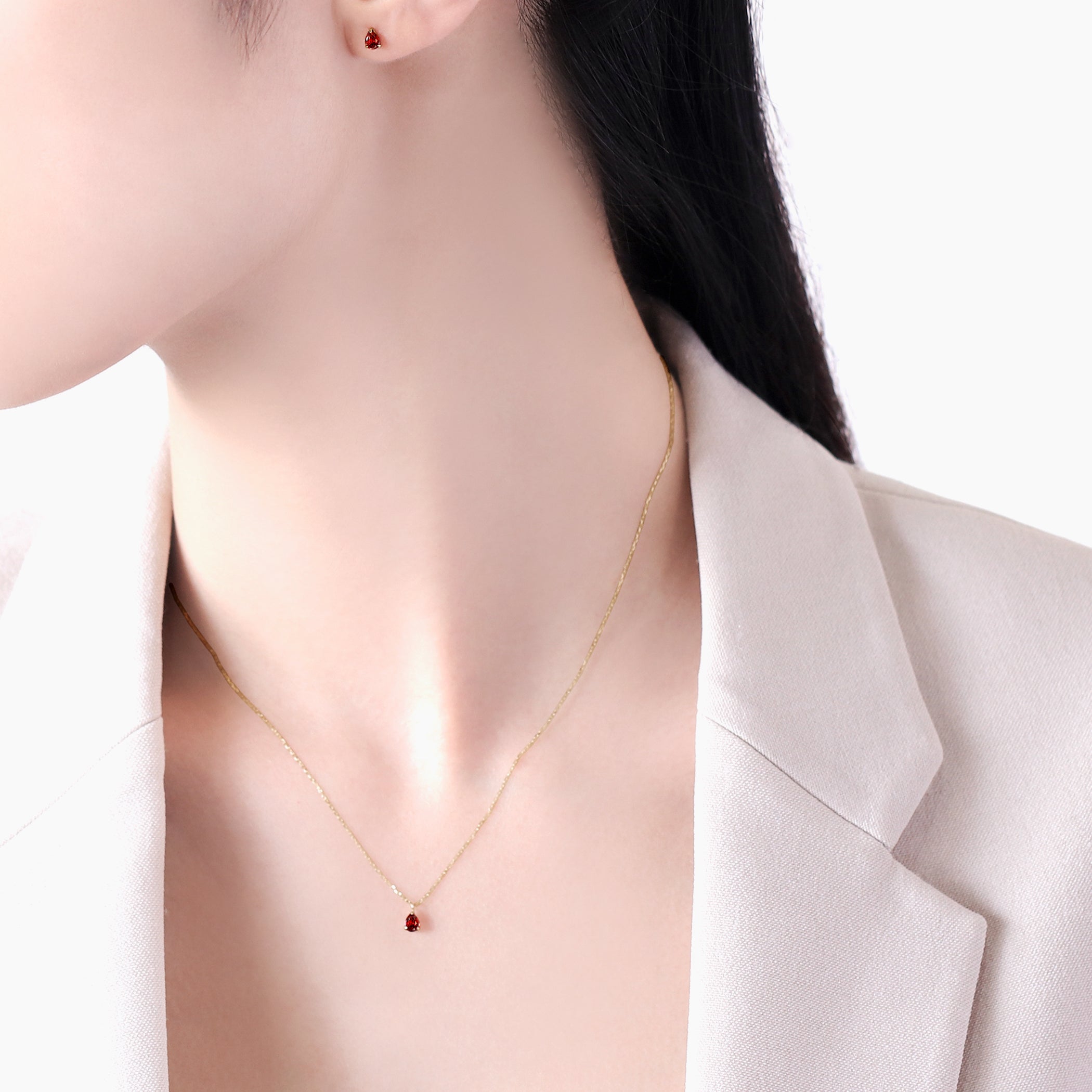 WEB限定】1月誕生石 K10 イエローゴールド ガーネット しずく ピアス