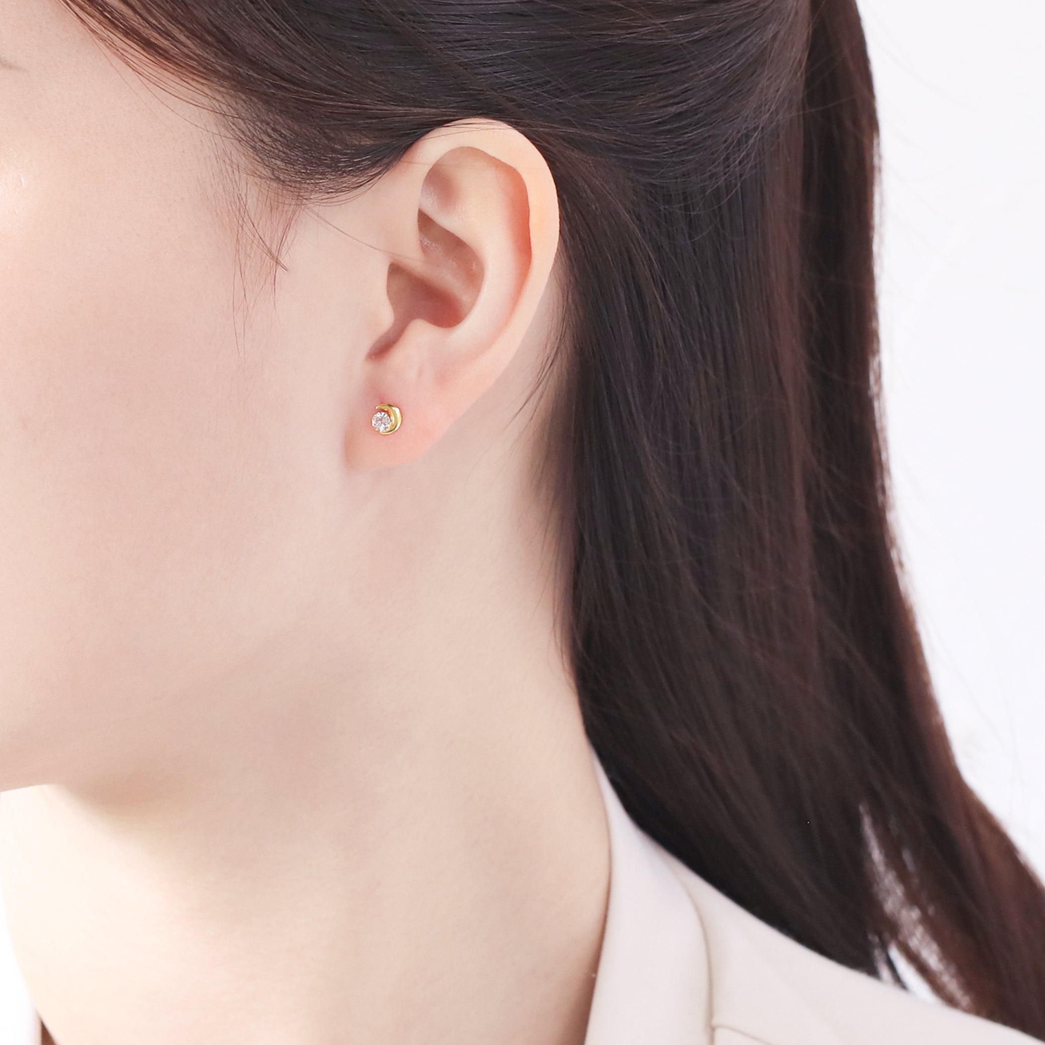 【WEB限定】3月誕生石 K10 イエローゴールド アクアマリン ムーン ピアス