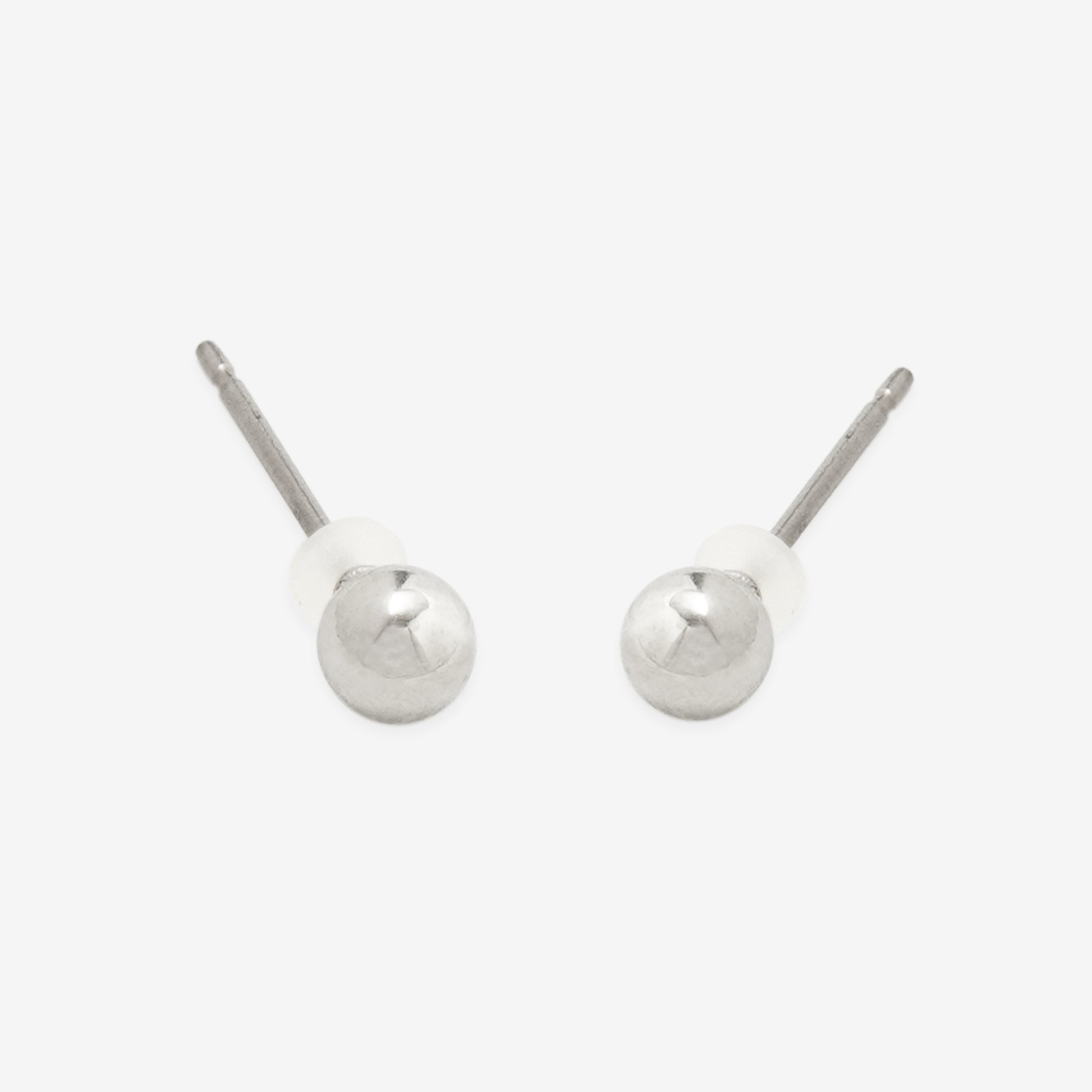 ピアス（ポスト チタン）