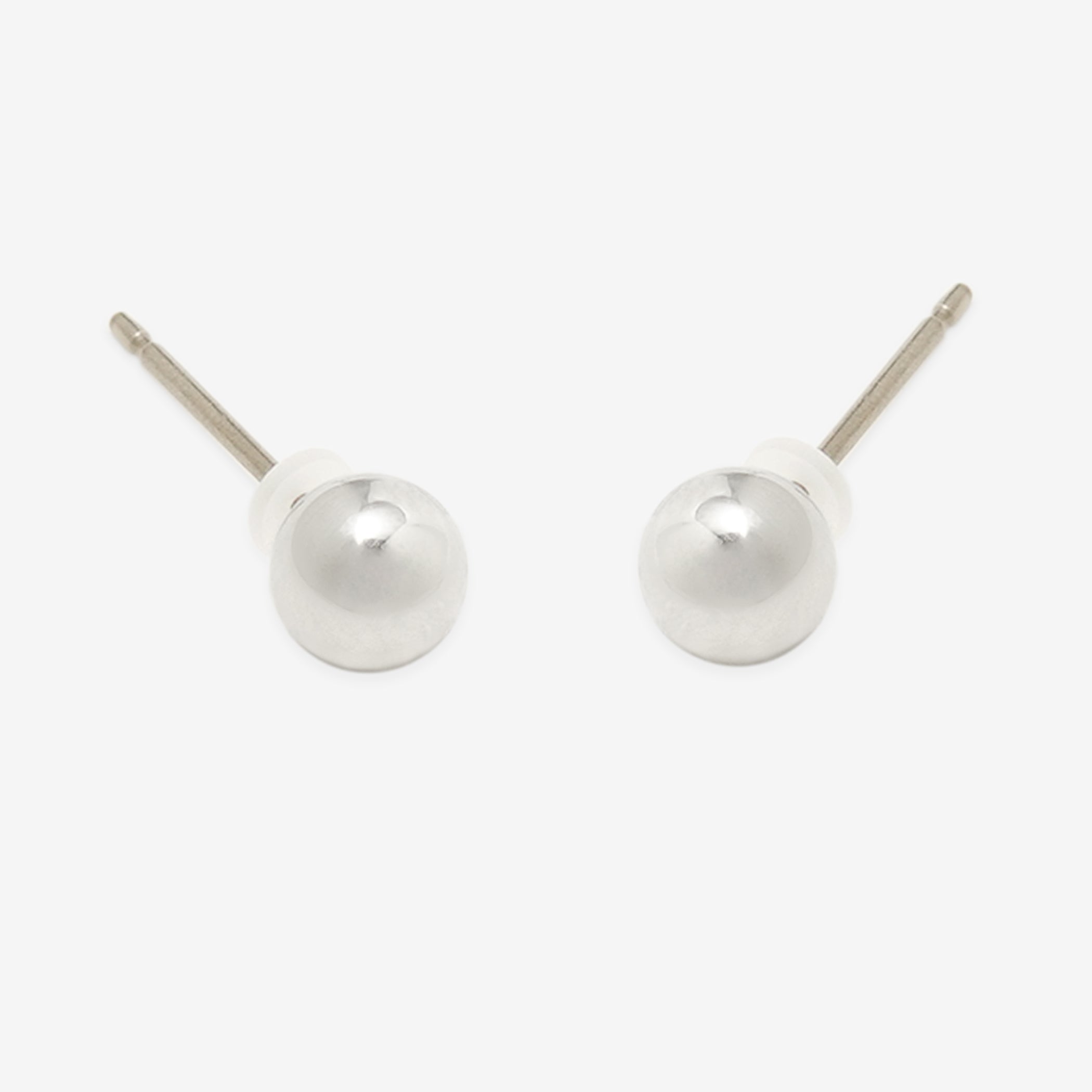 ピアス（ポスト チタン）