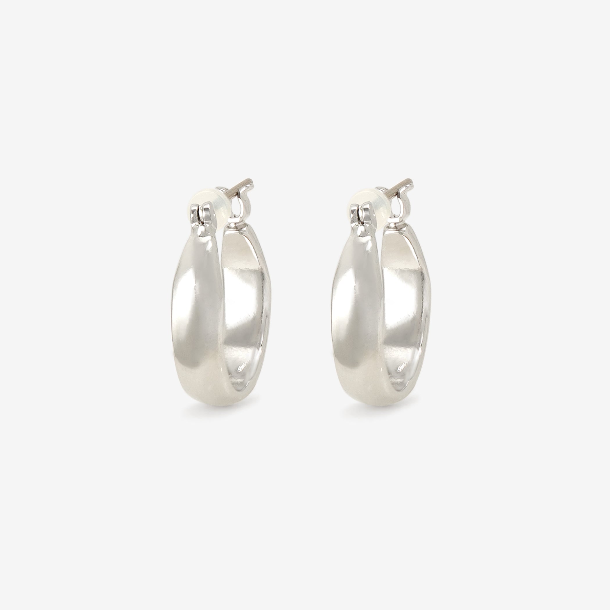 フープ ピアス（ポスト チタン）（15mm）