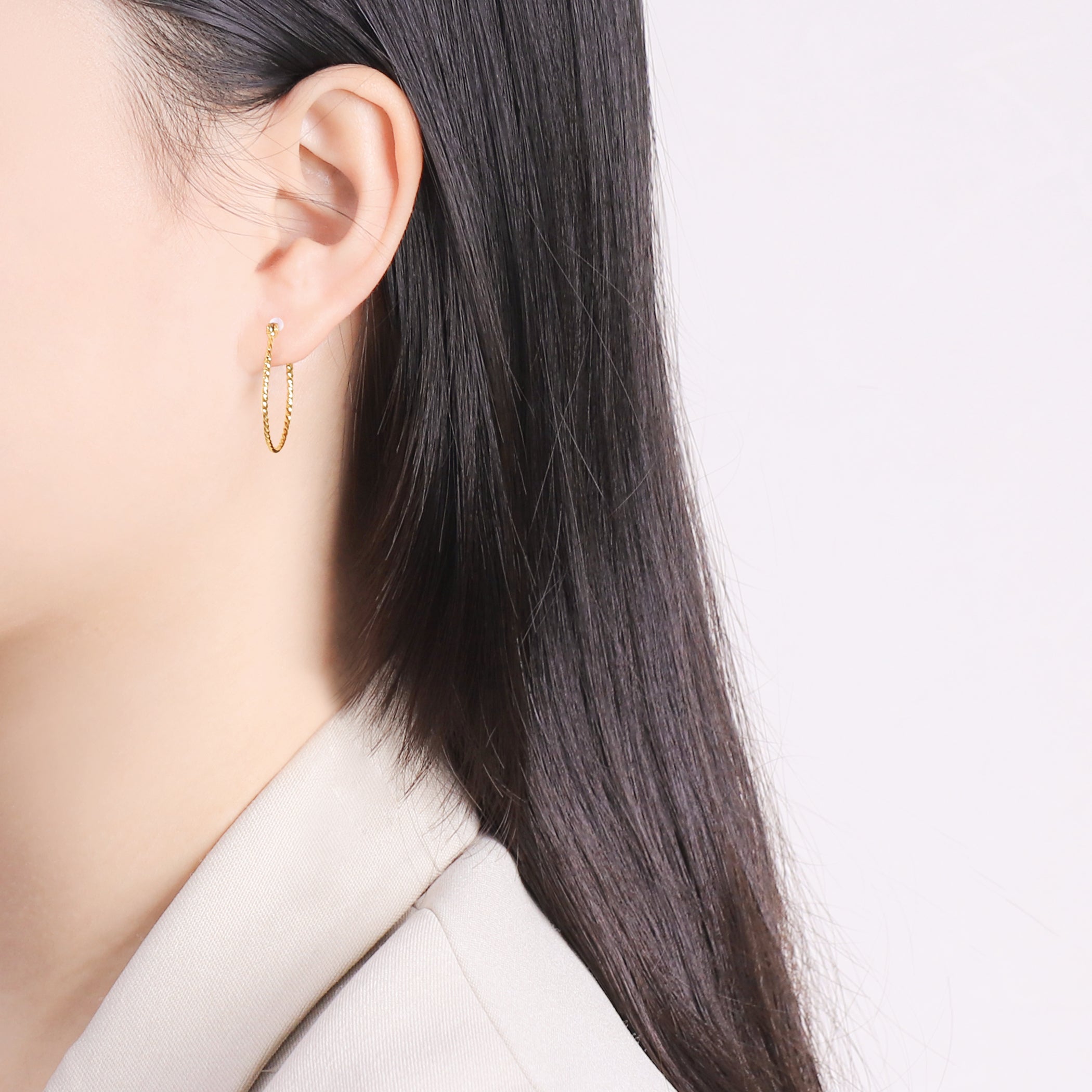 フープ ピアス（ポスト チタン）（25mm）